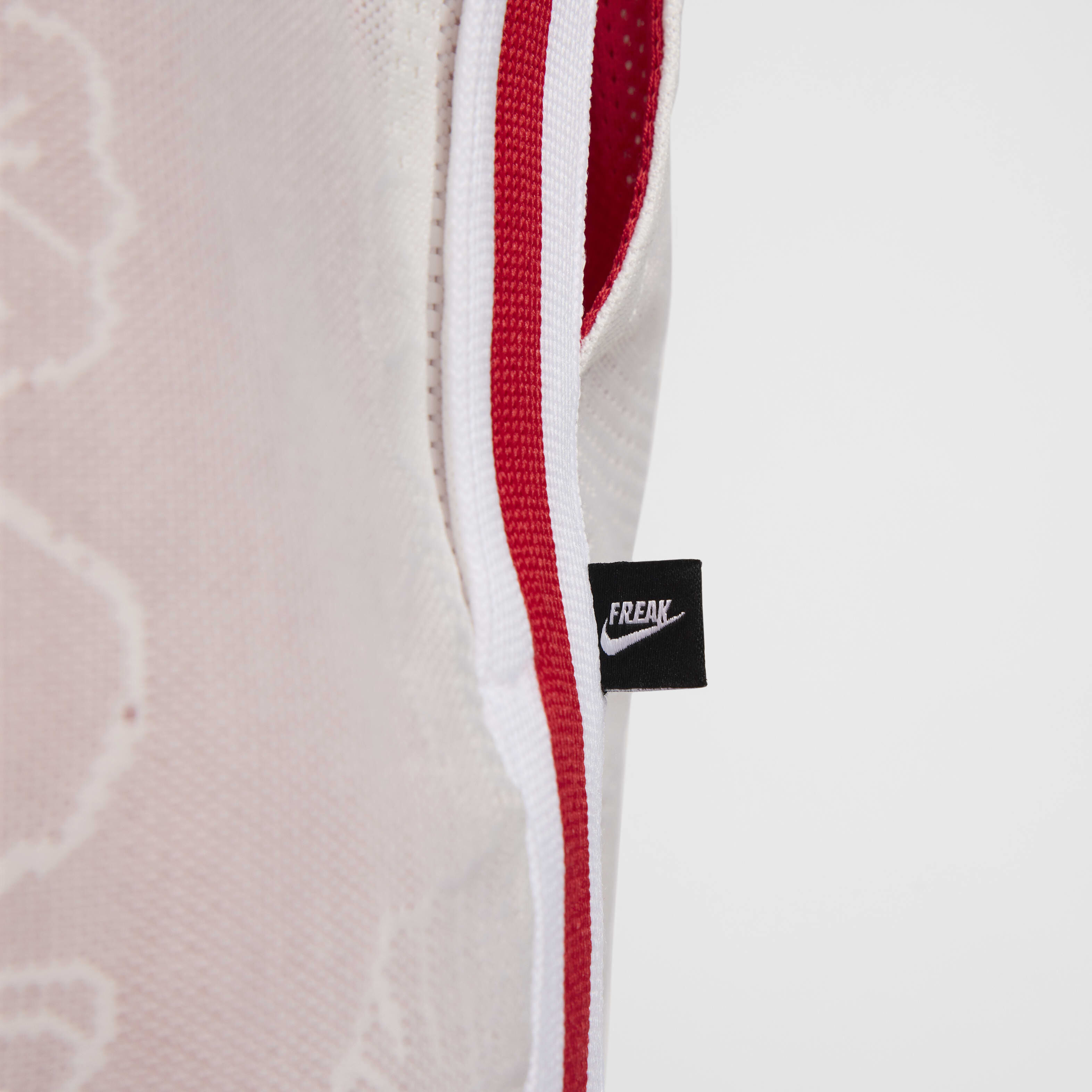 Giannis image number 15