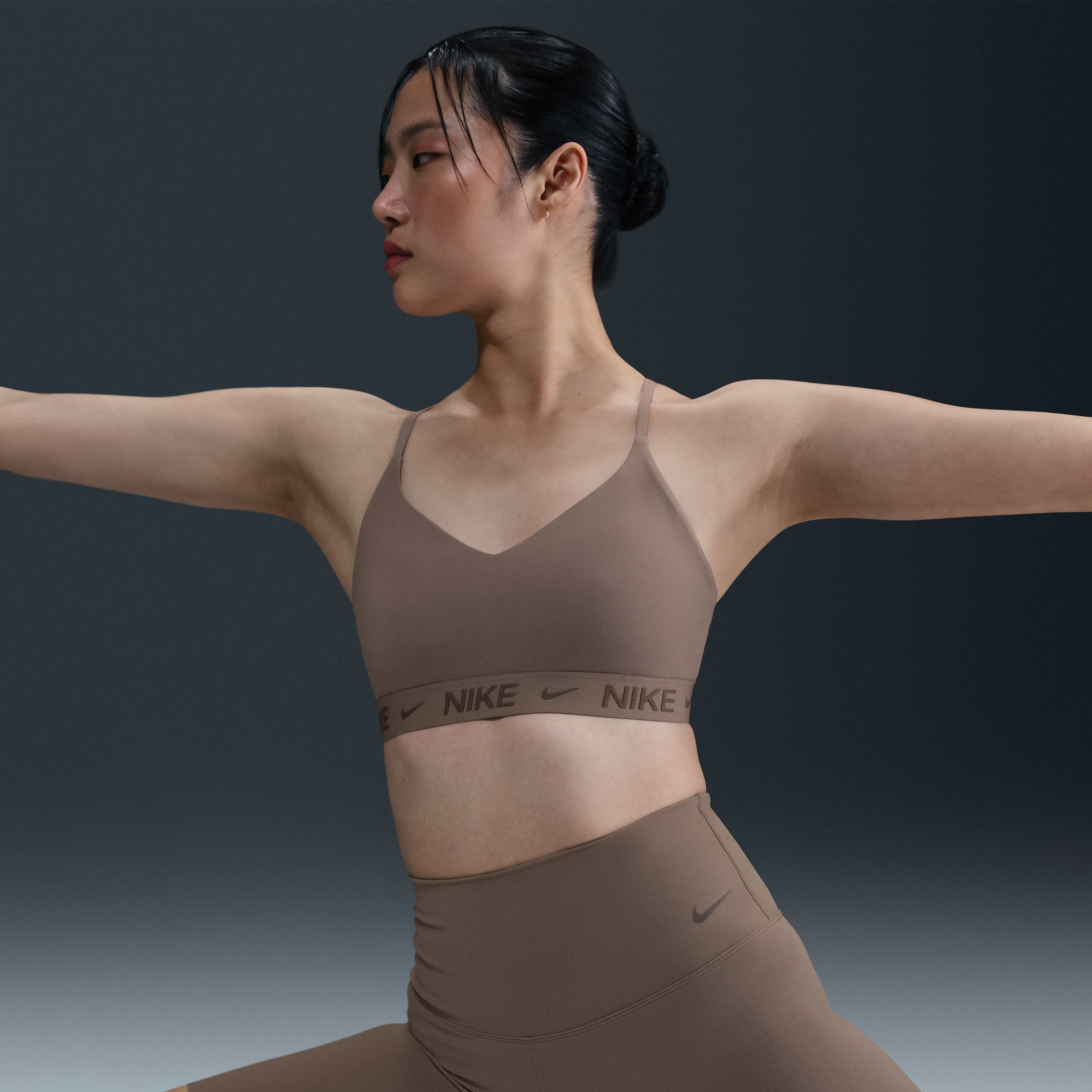 Nike Indy Light-Support image number 2