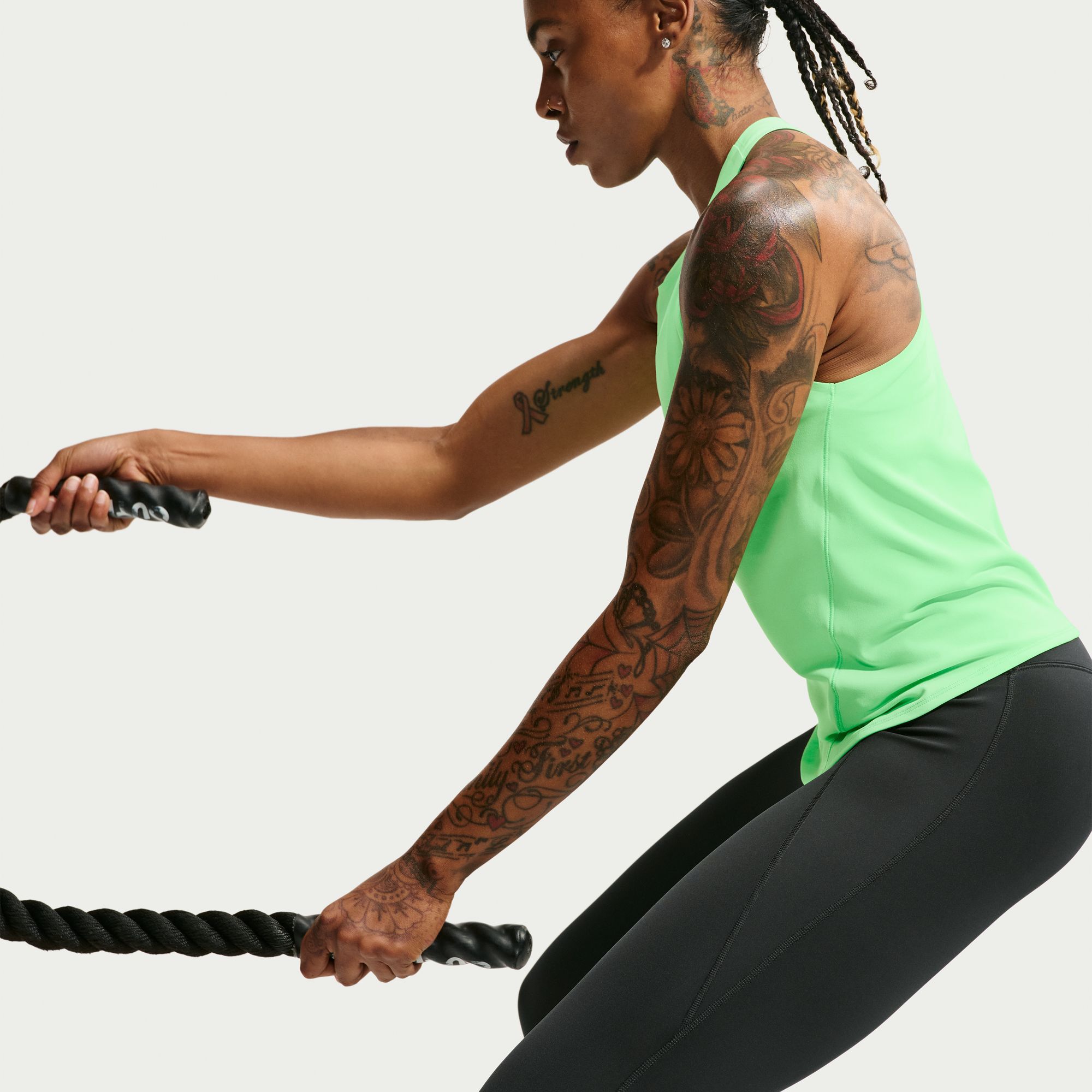 Nike Universa image number 4