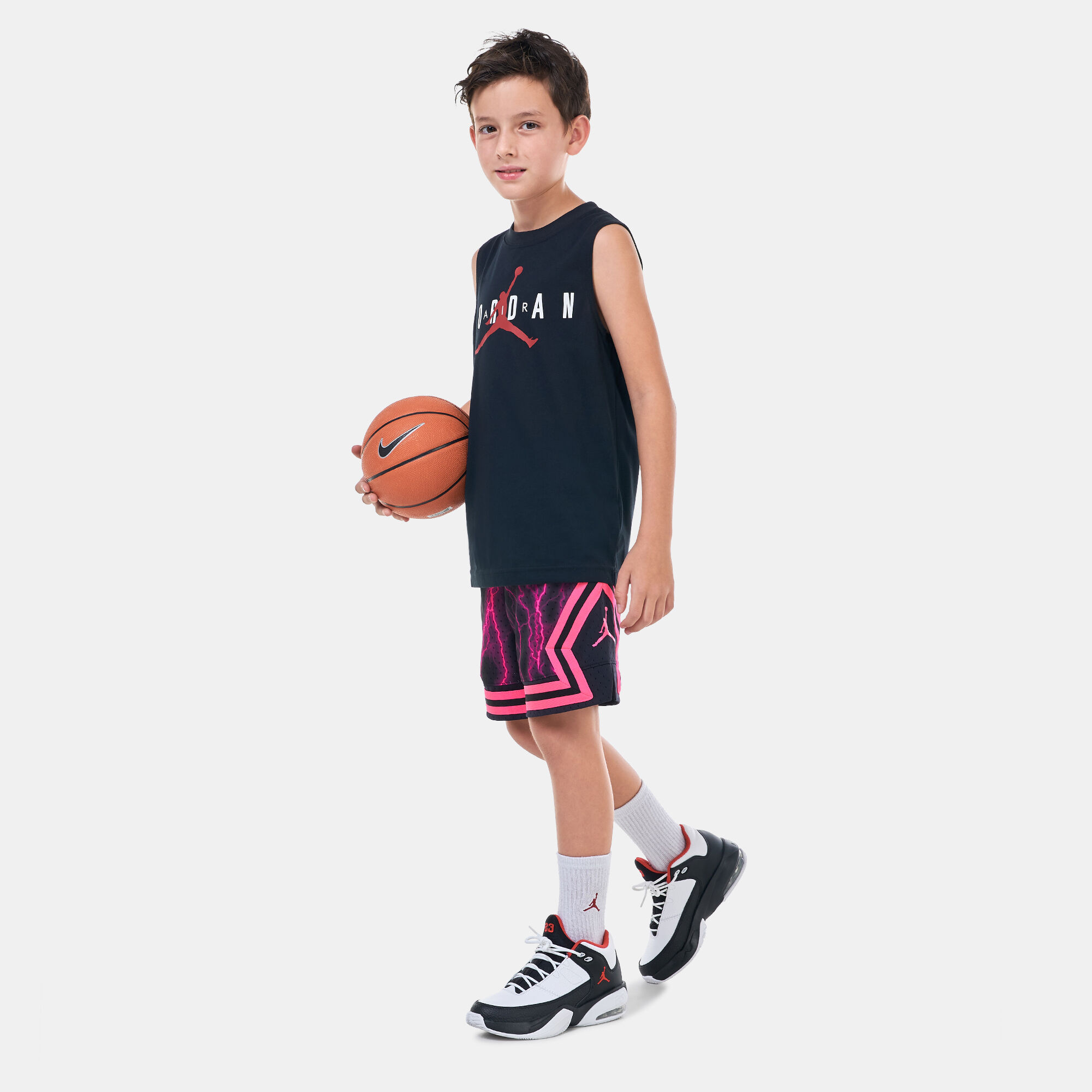 Kids' MJ Dri-FIT Diamond Shorts image number 2