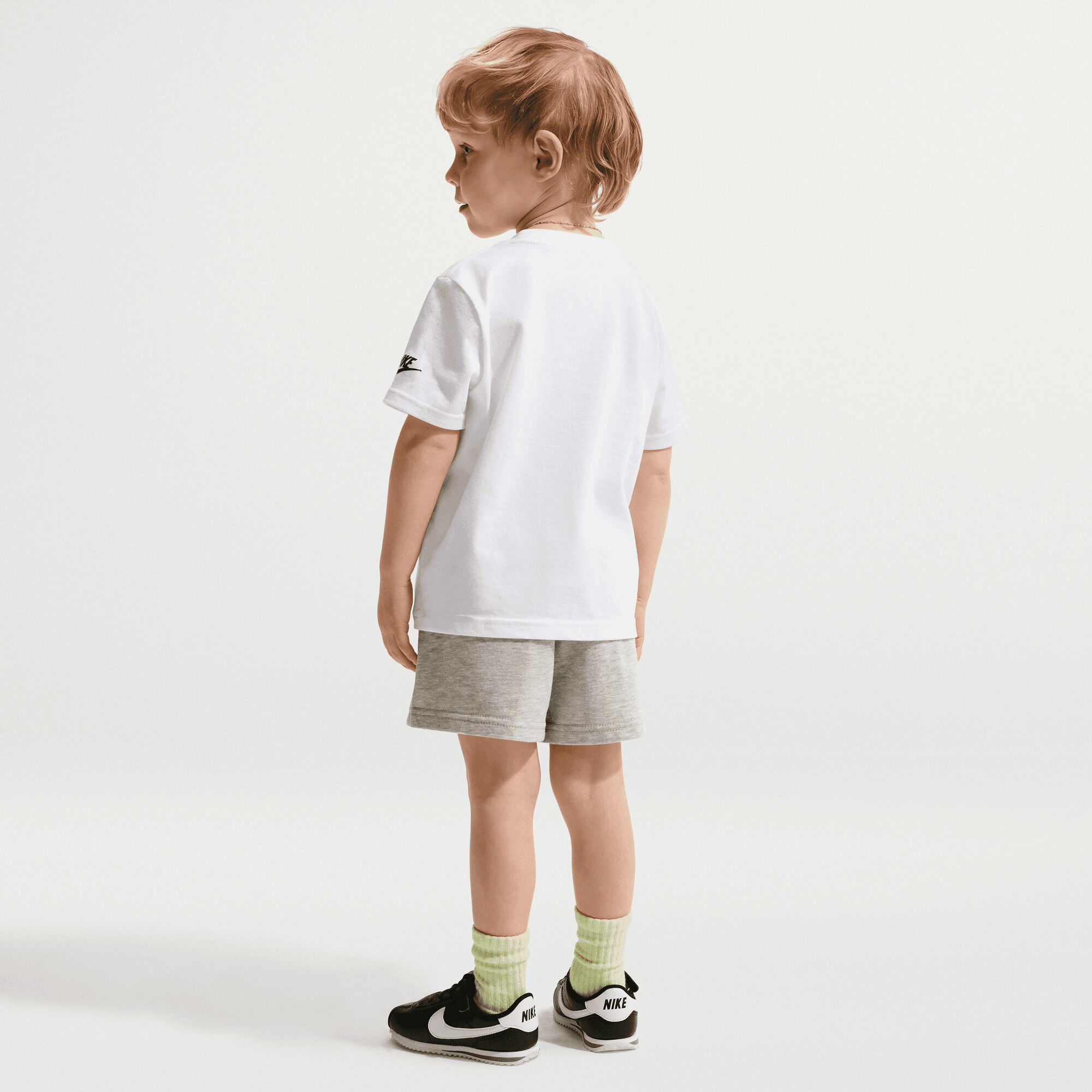 نايكي سبورتسوير image number 1