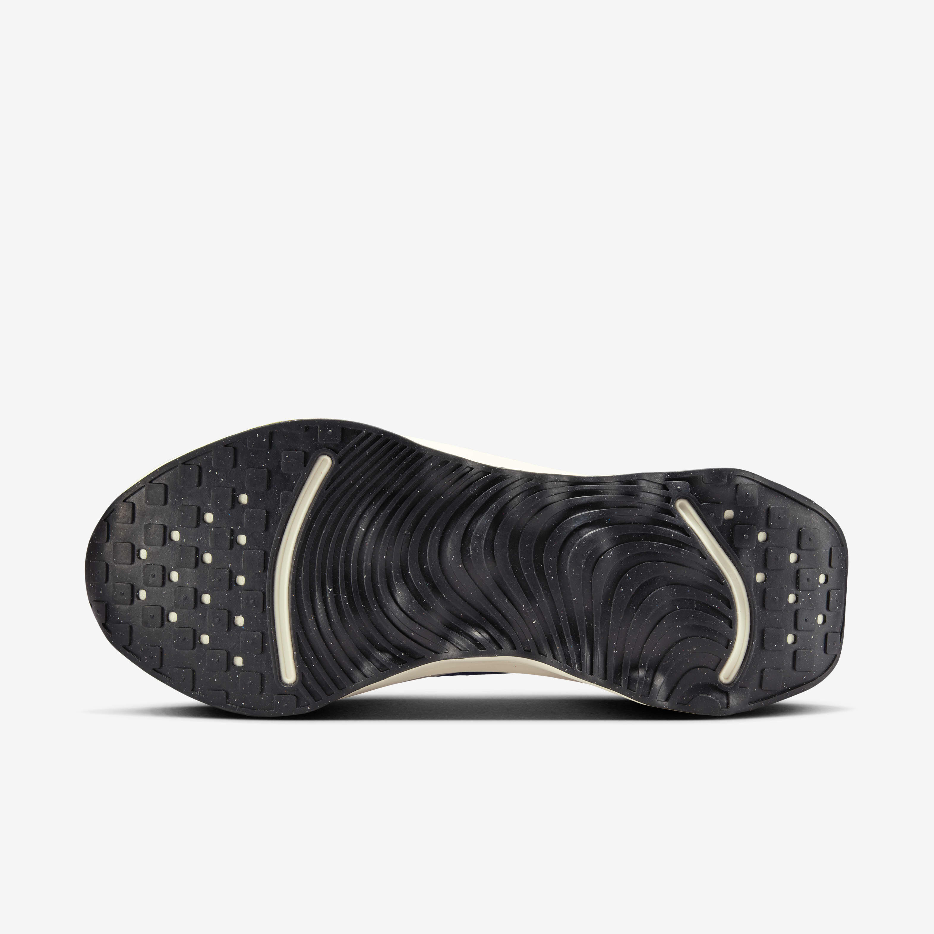 Nike Motiva image number 1