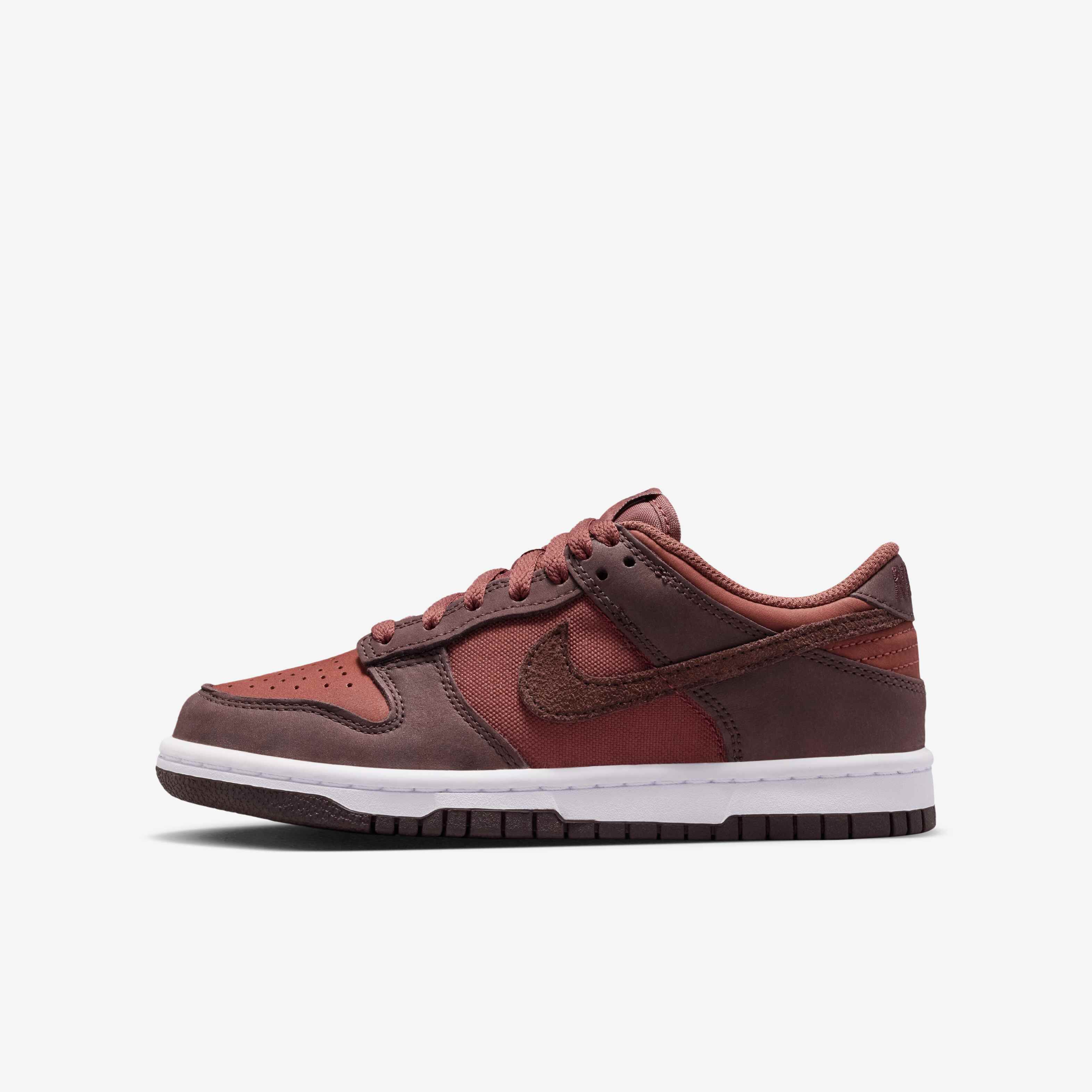 Nike Dunk Low SE image number 0