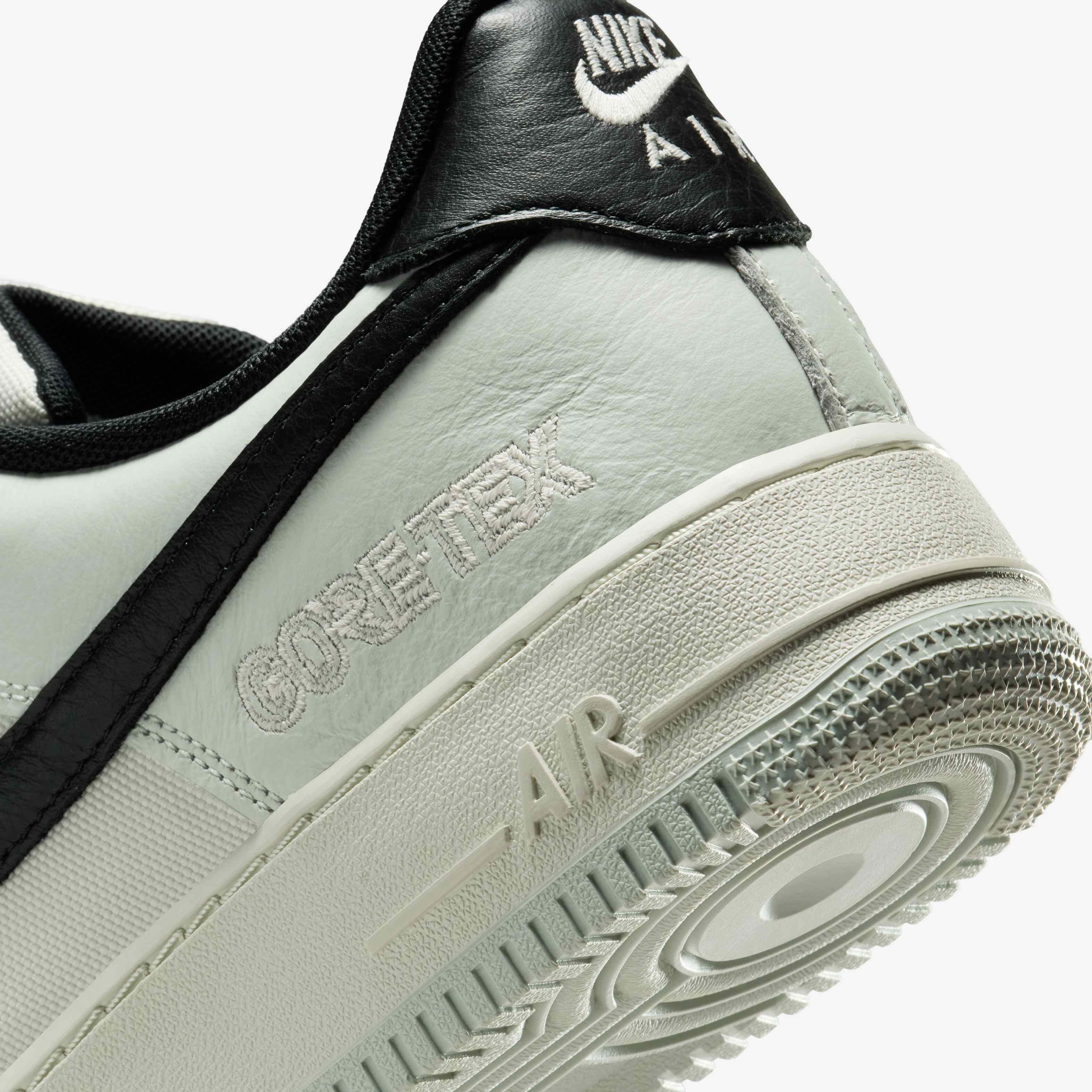 Nike Air Force 1 GORE-TEX &reg; image number 7