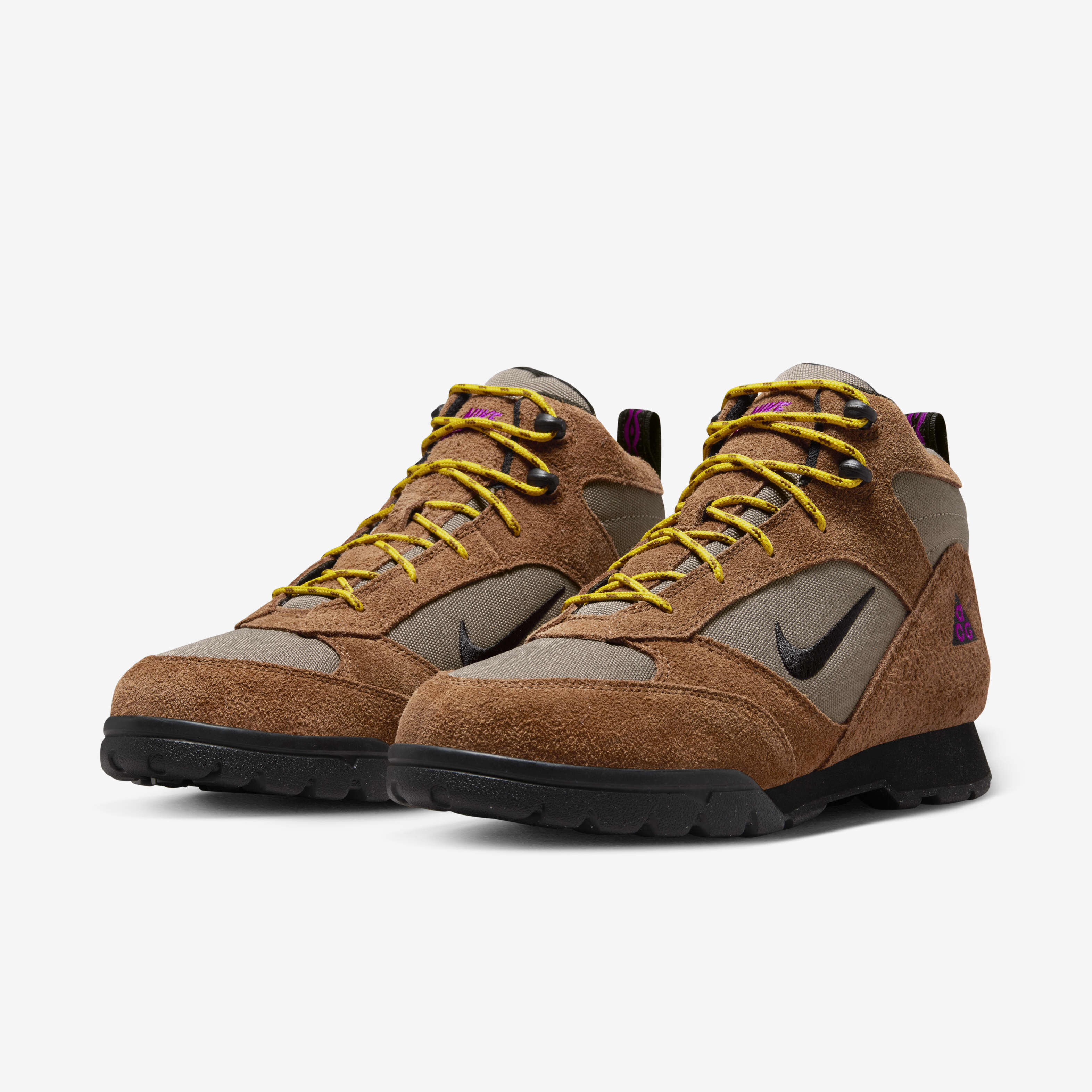 Nike acg boots yellow deals