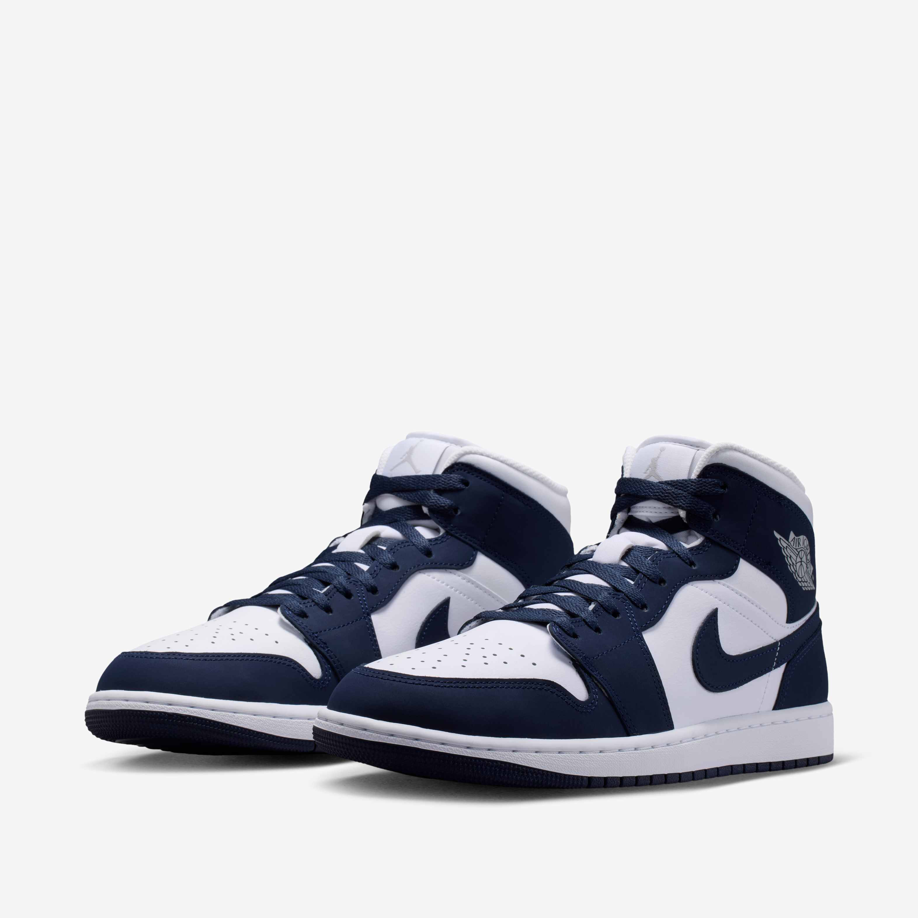 Air Jordan 1 Mid image number 4