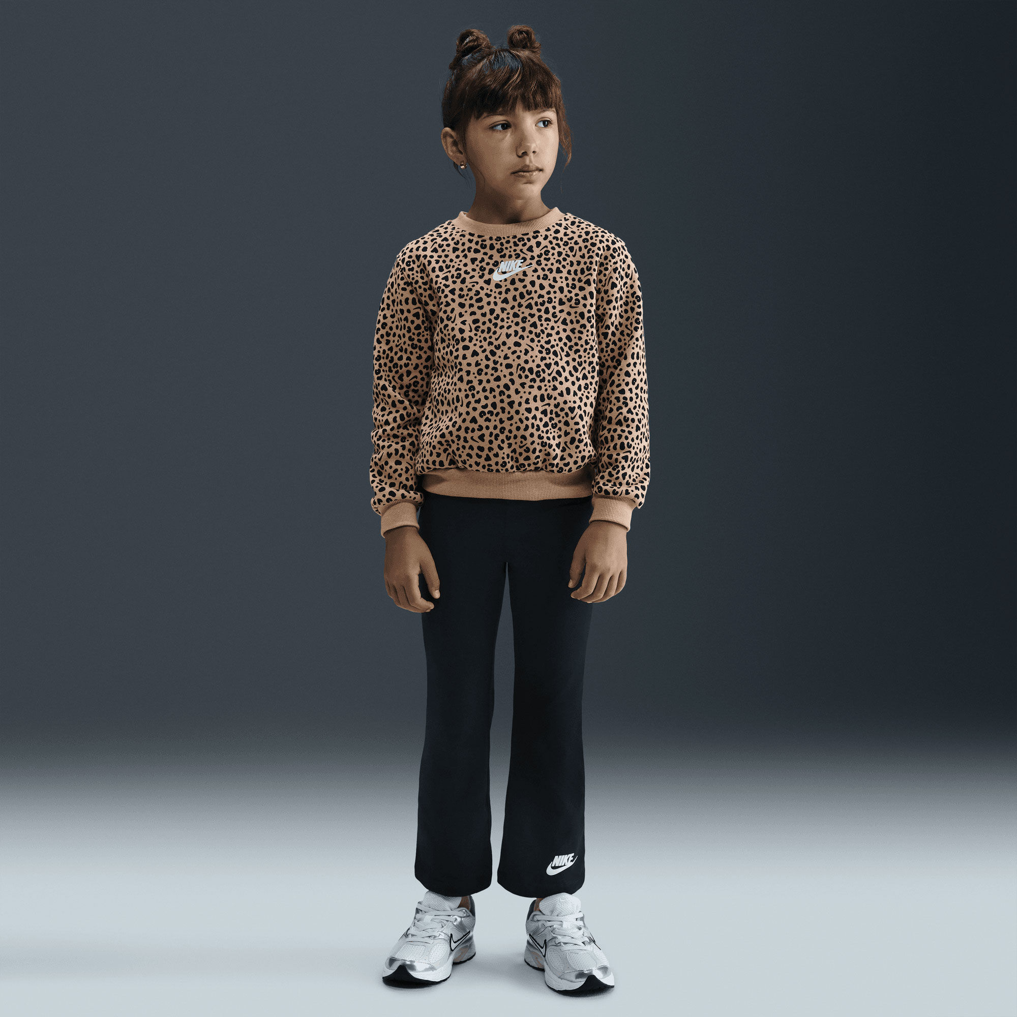 نايكي وايلد وورمث image number 0