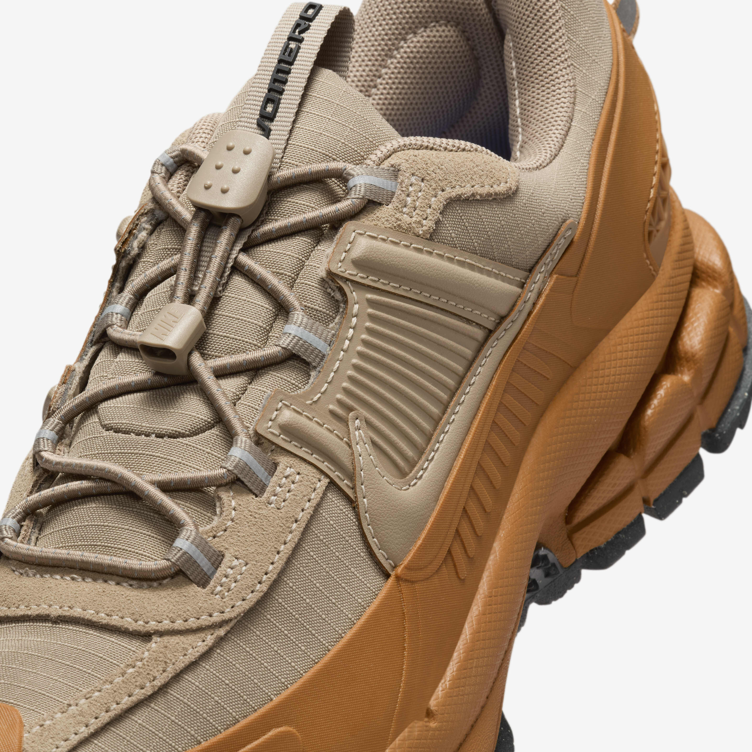 Nike acg zoom vomero top