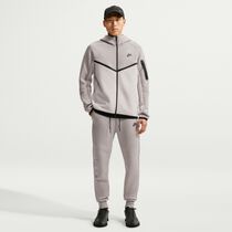 Nike Tech