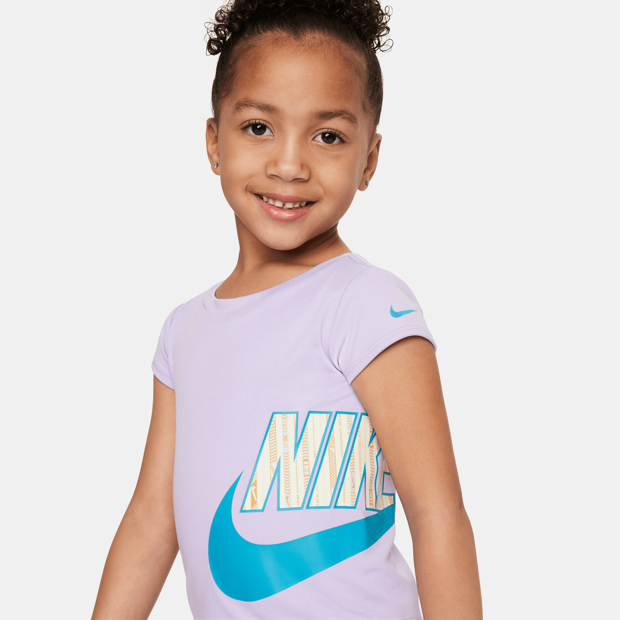Nike Dri-FIT Happy Camper image number 2