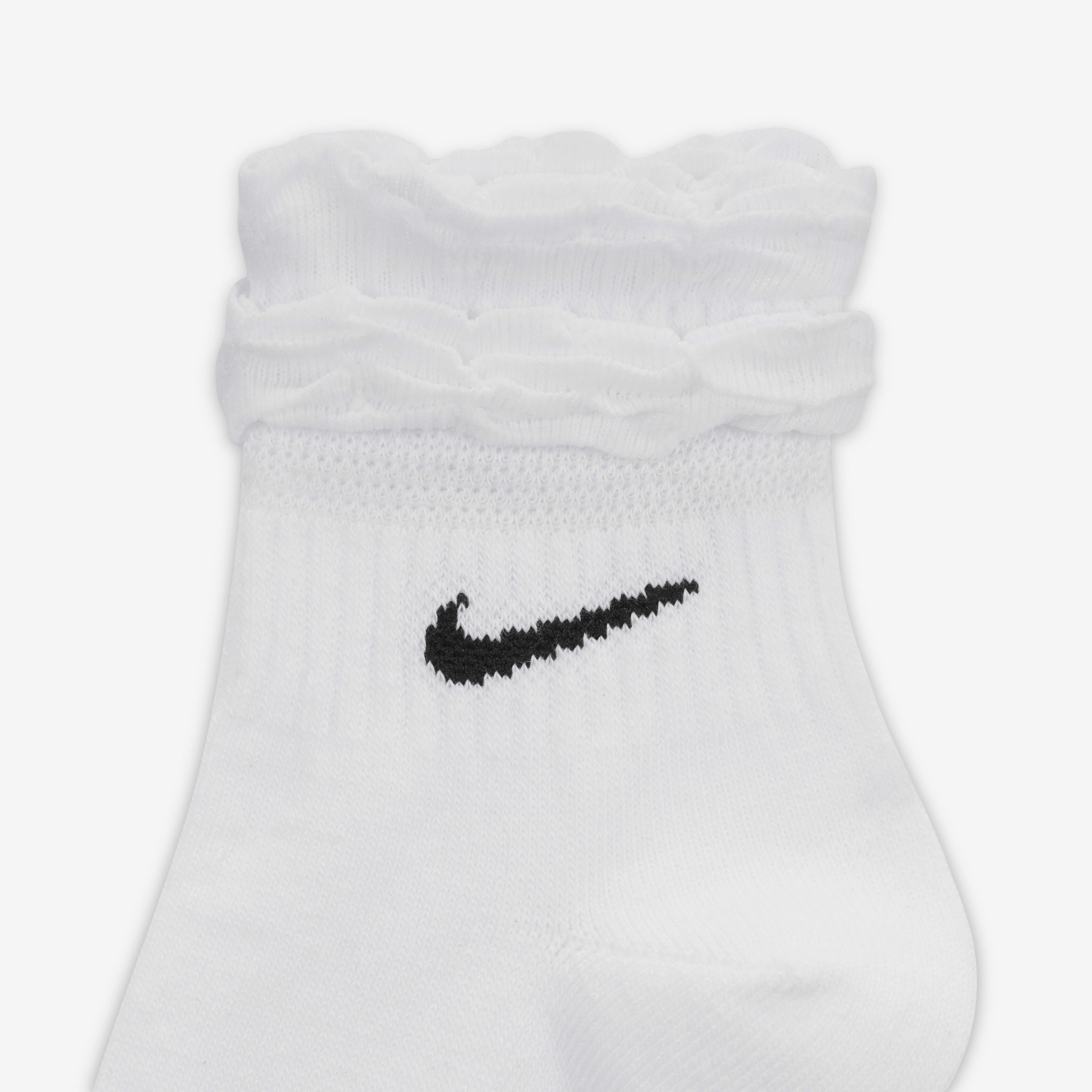 Nike soft dry socks top