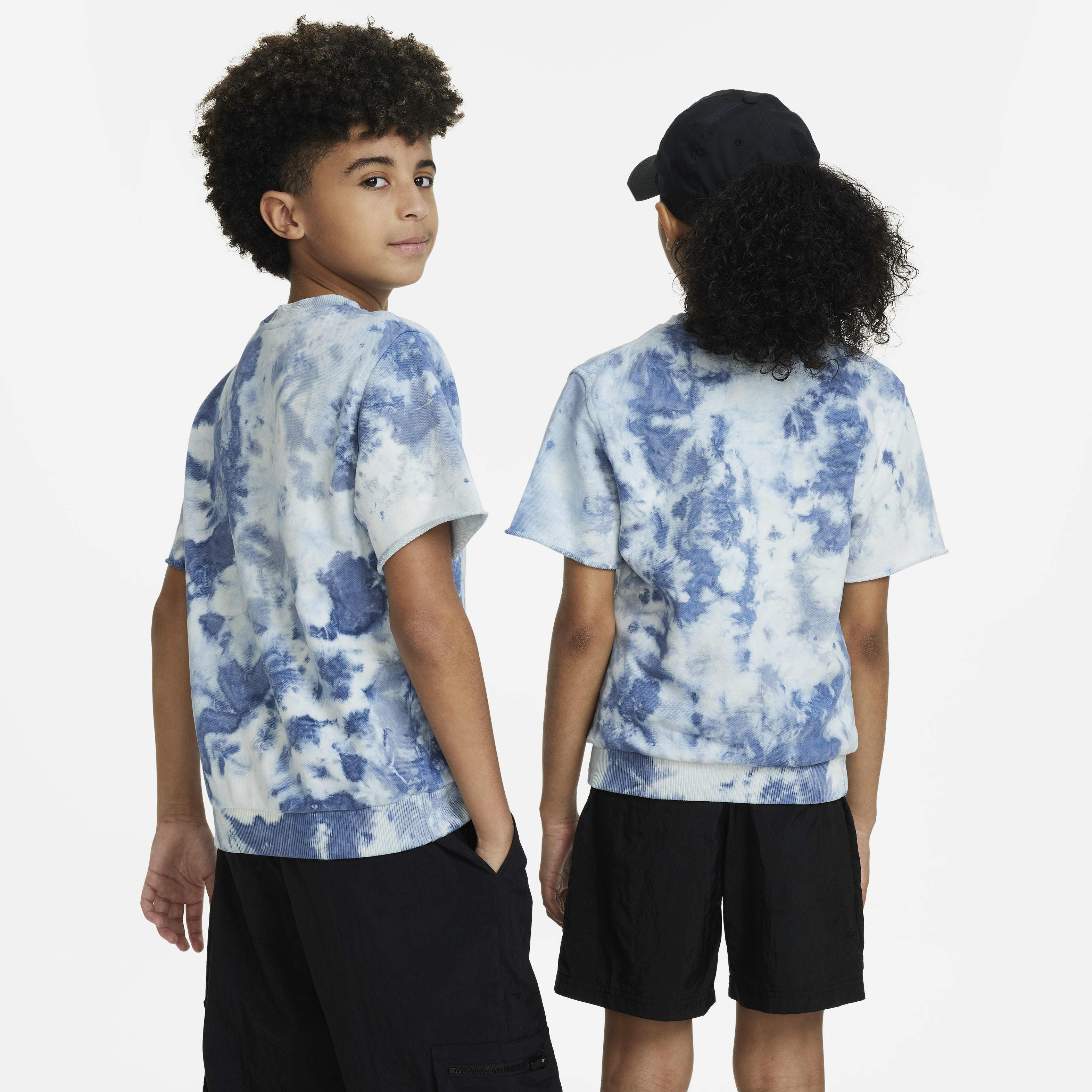 نايكي سبورتسوير كلوب فليس image number 1