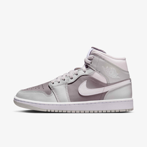 Air Jordan 1 Mid Shoes
