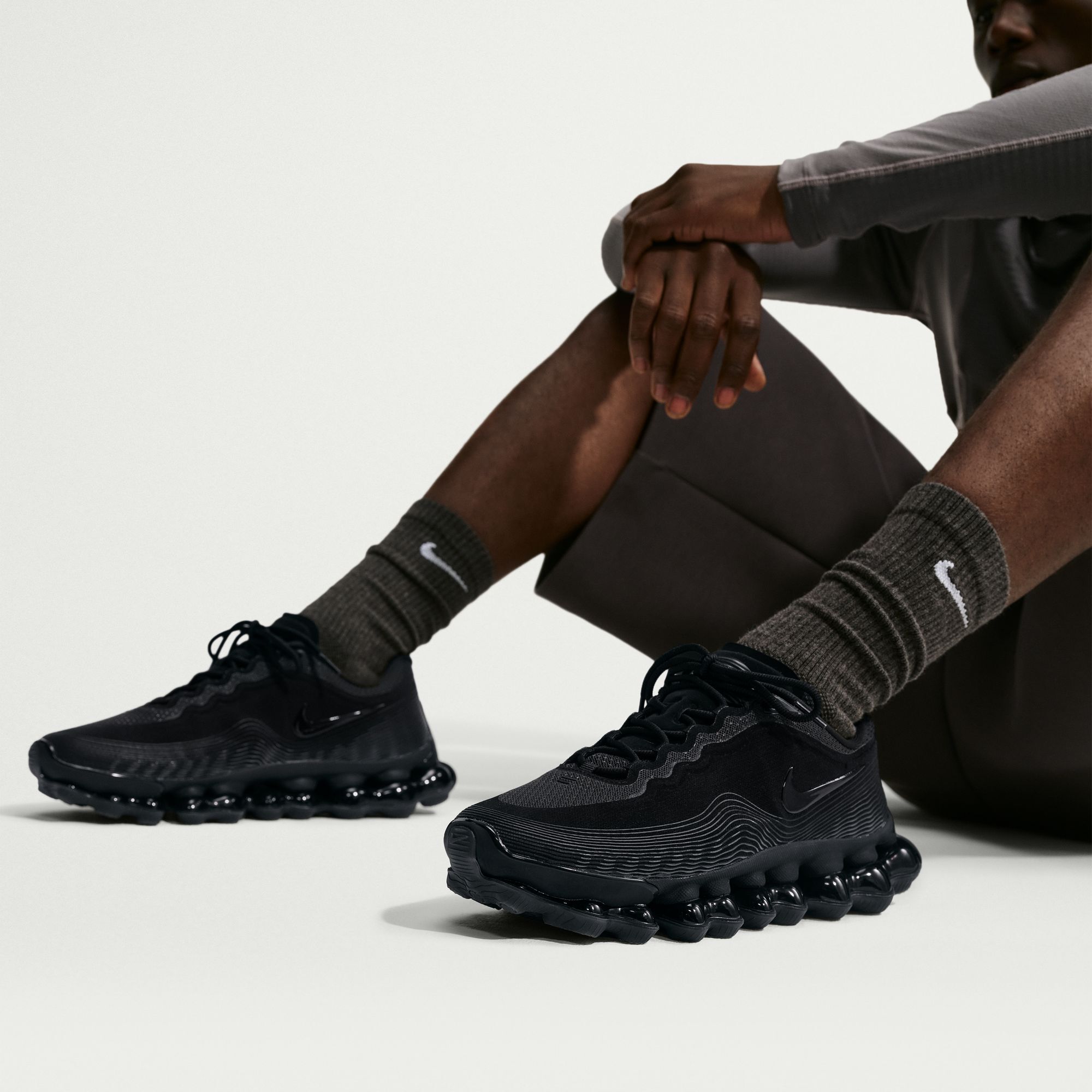 Nike Air Liquid Max image number 10