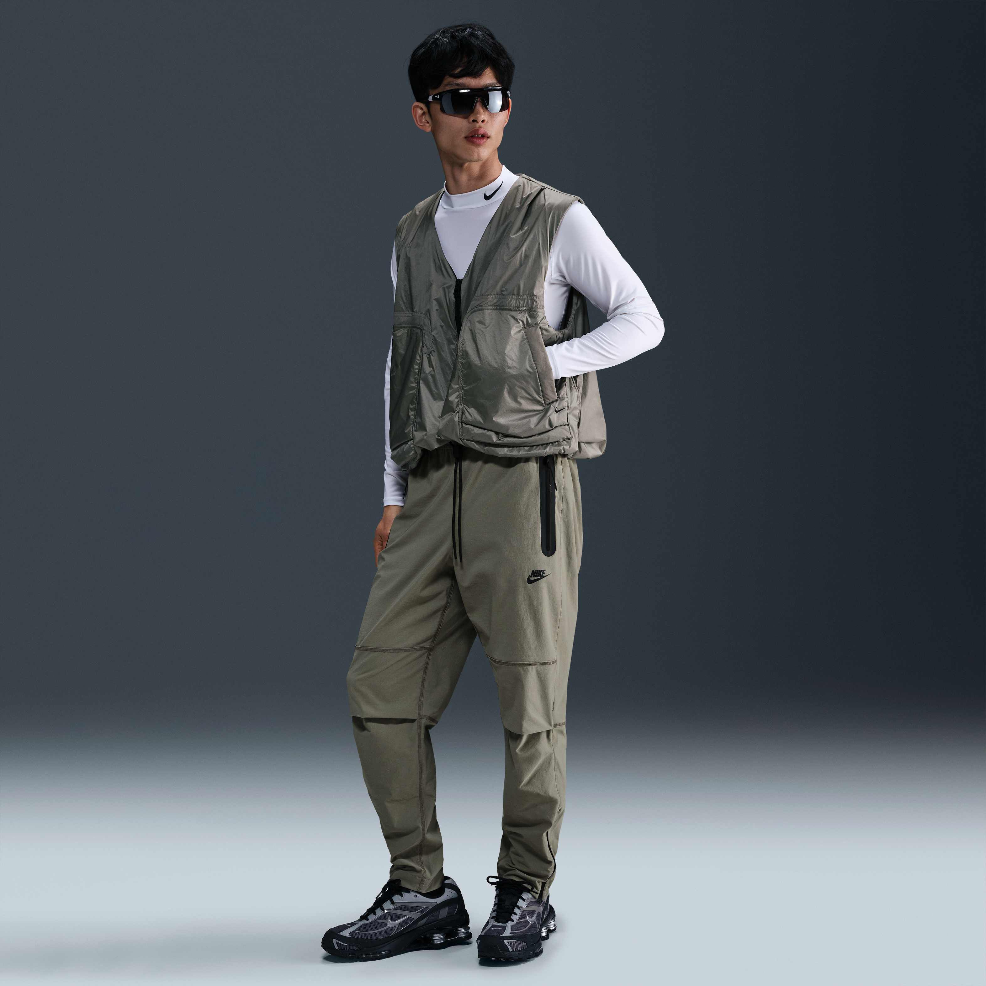 نايكي تك image number 0