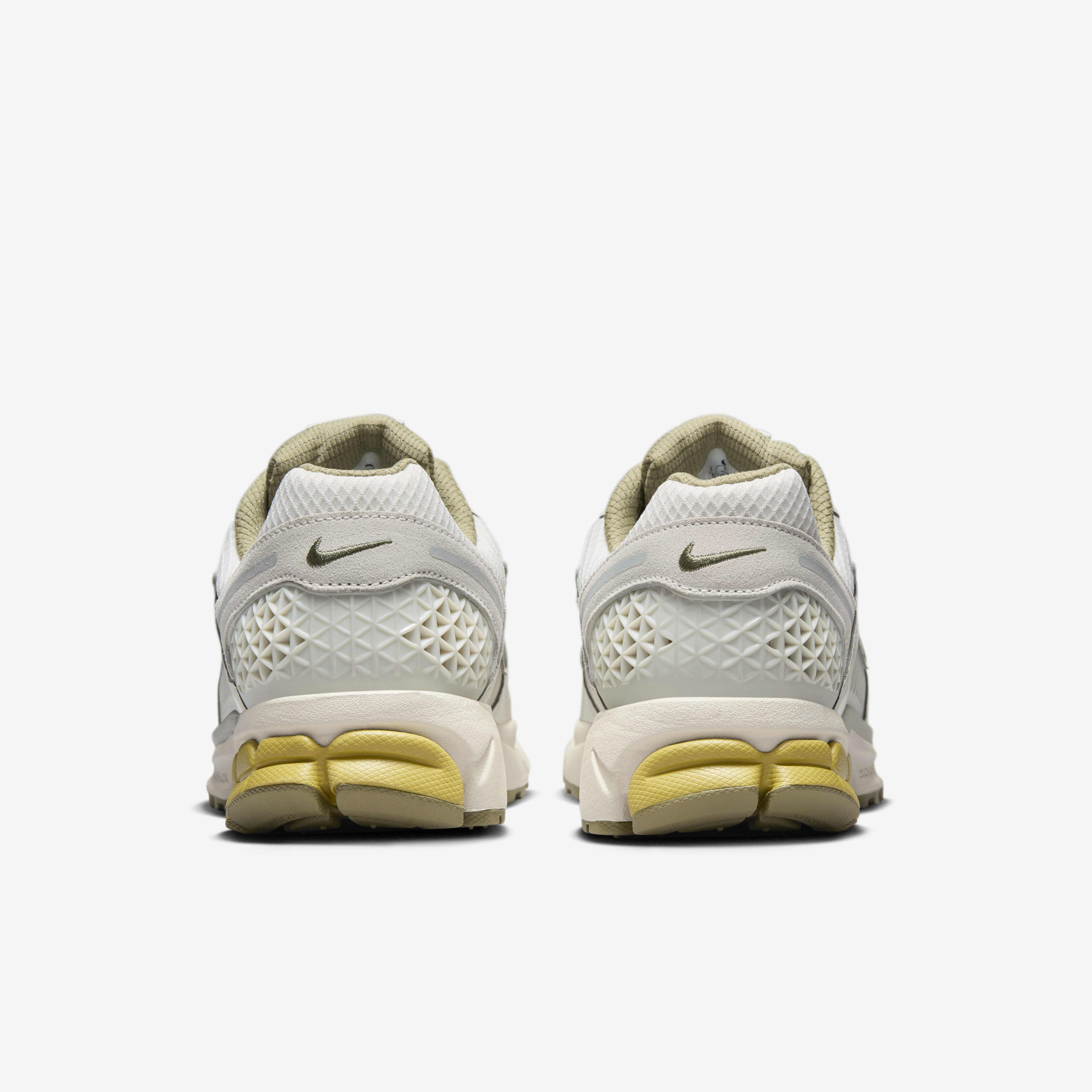 Nike Zoom Vomero 5 image number 5