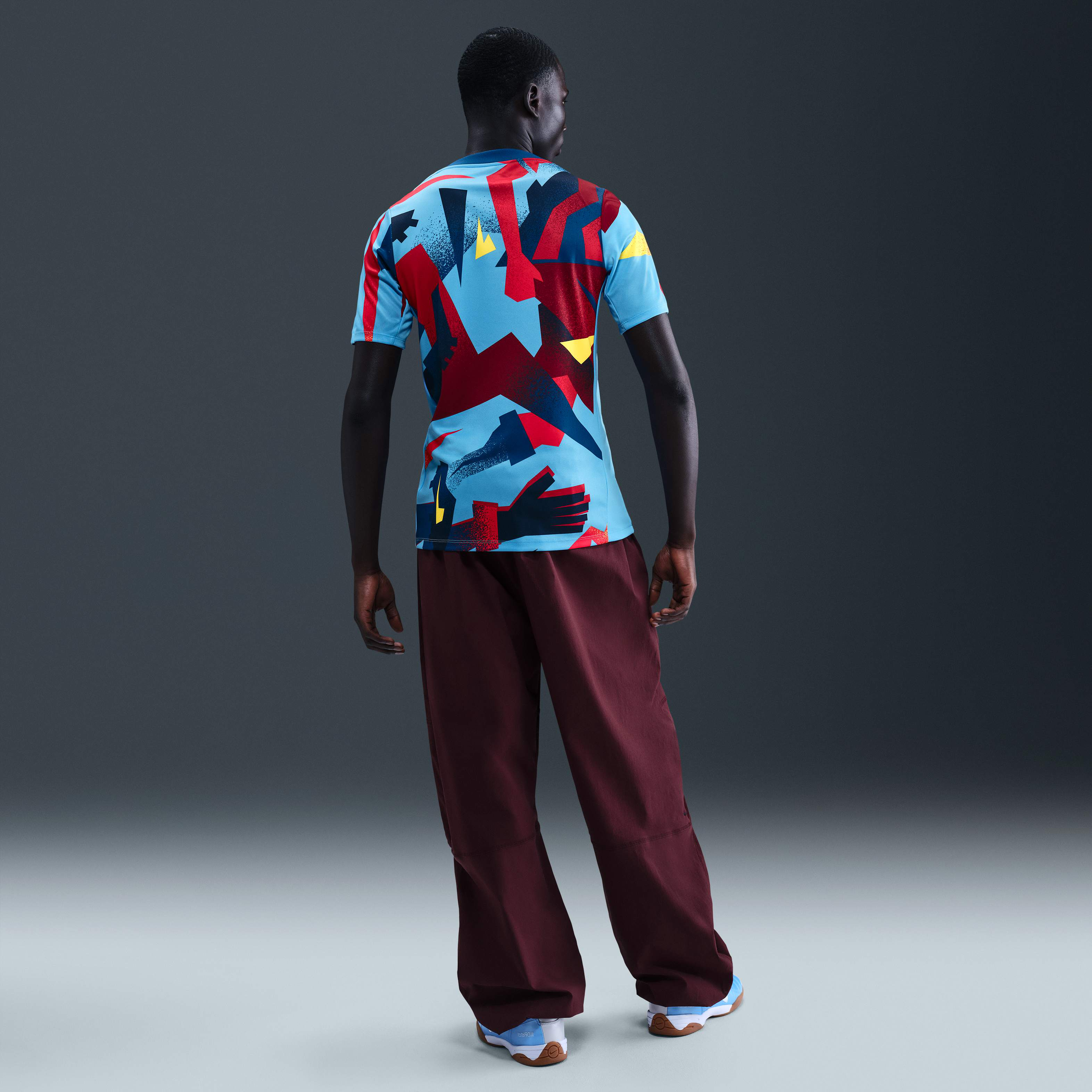 F.C. Barcelona Academy Pro Fourth image number 4