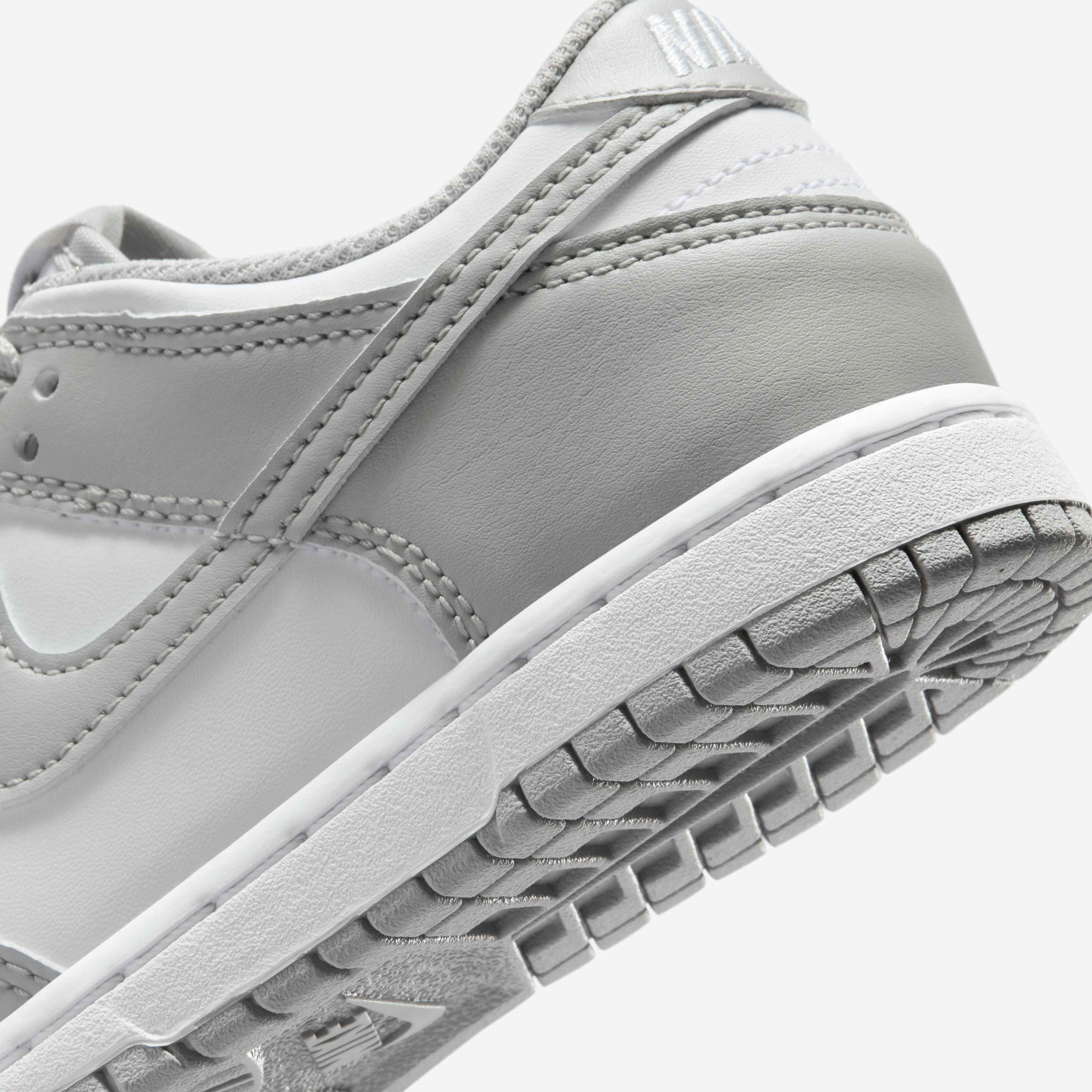 Nike Dunk Low image number 7
