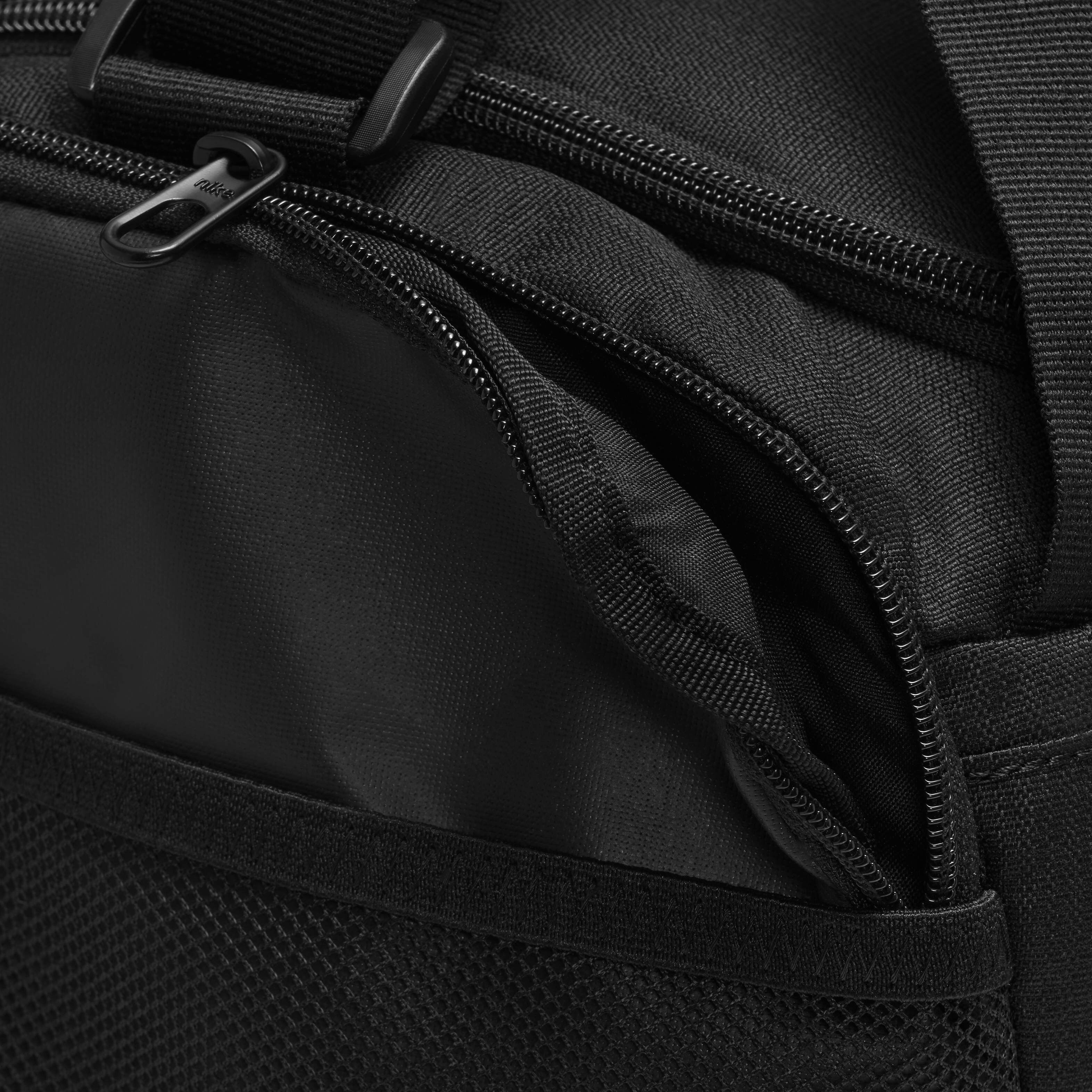 Nike brasilia 25l new arrivals