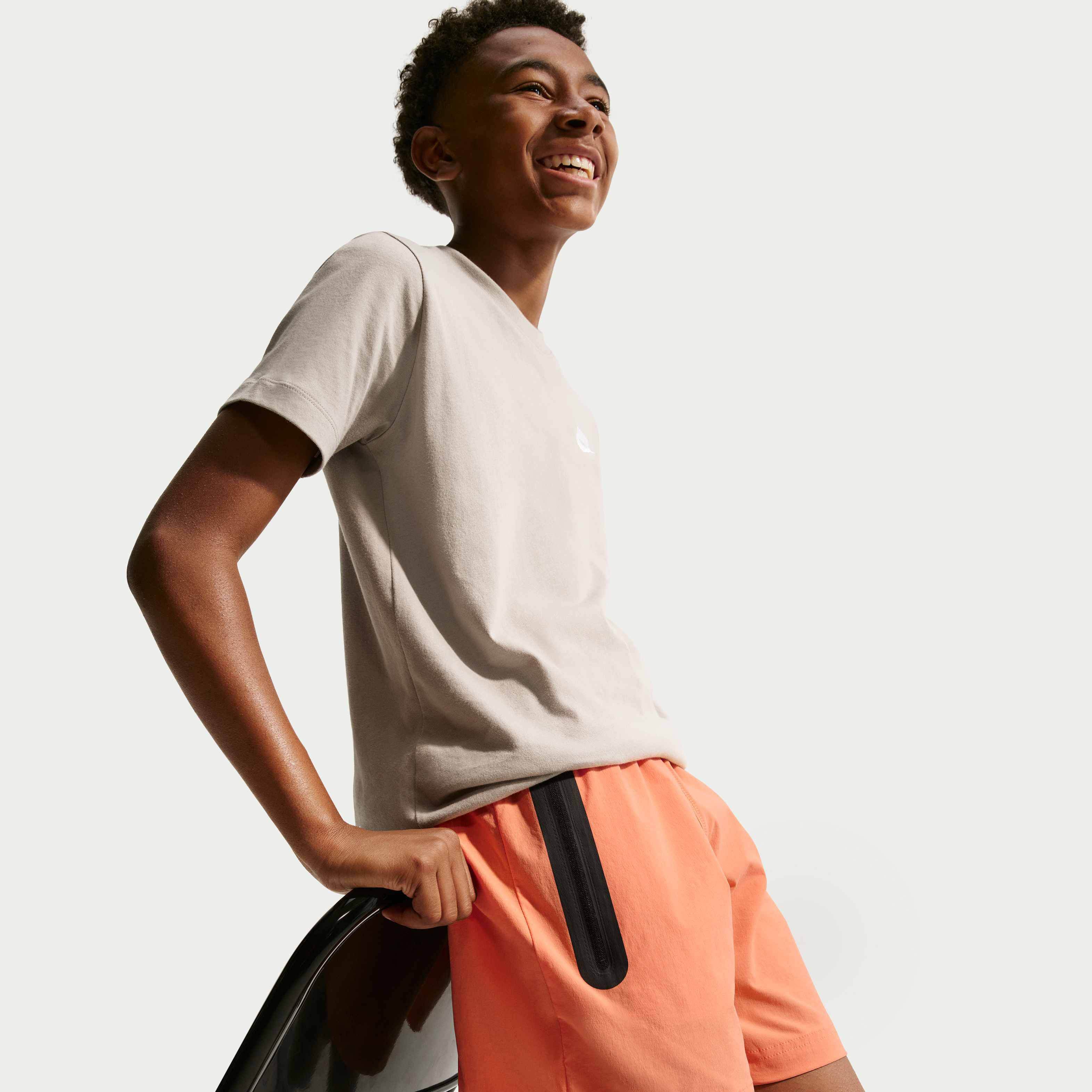 Nike Sportswear Tech image number 3