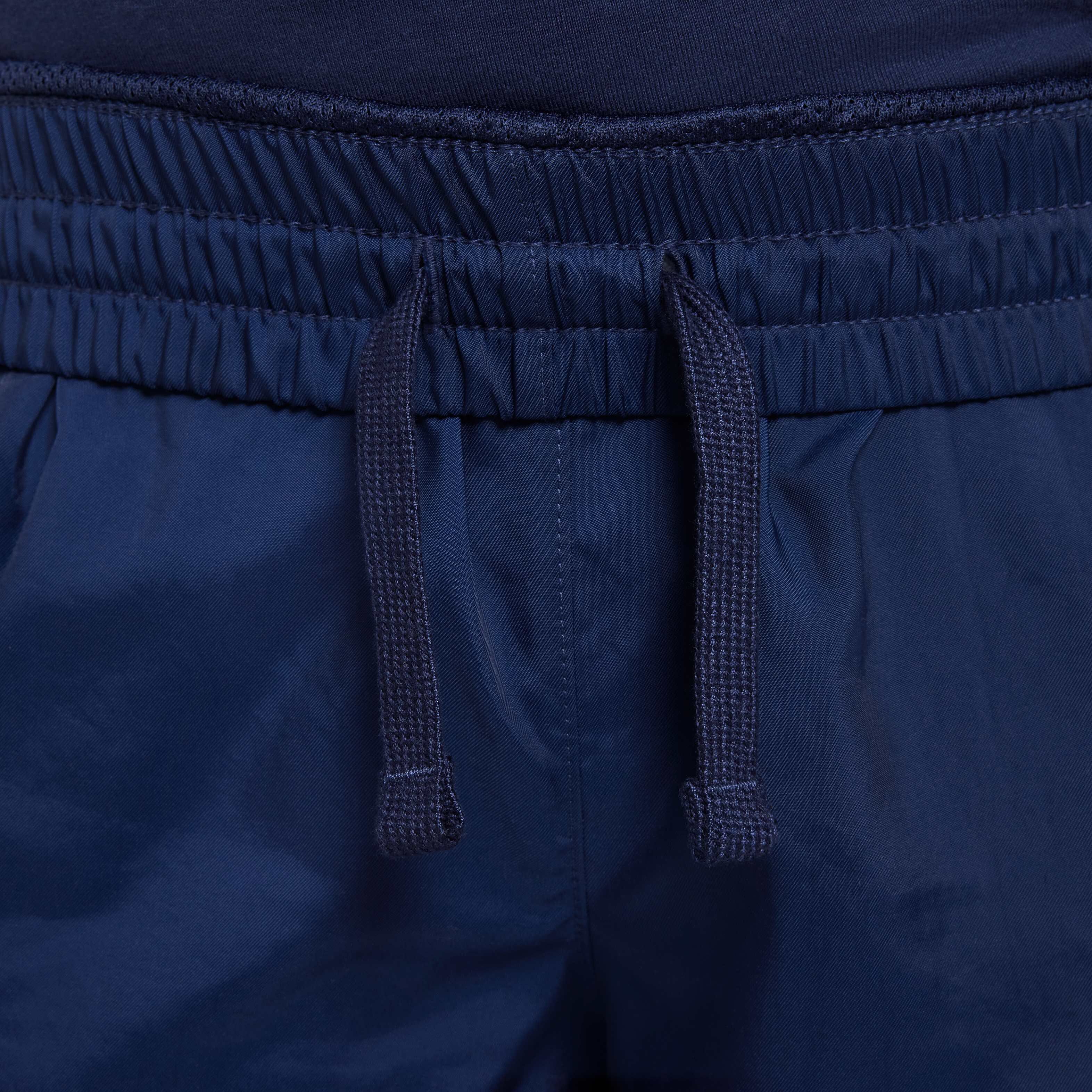 Nike Sportswear Club image number 4