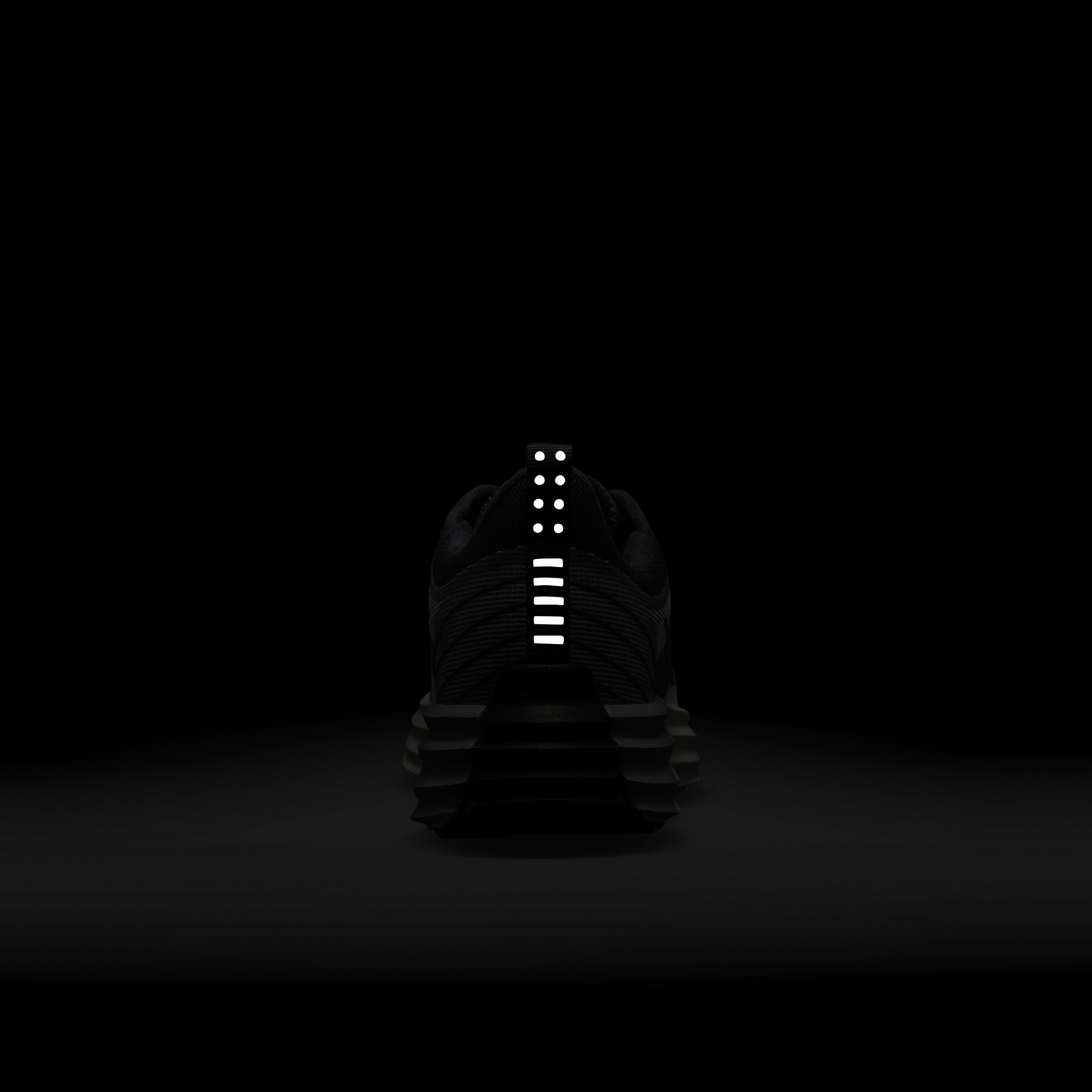 نايكي لونار روم image number 9