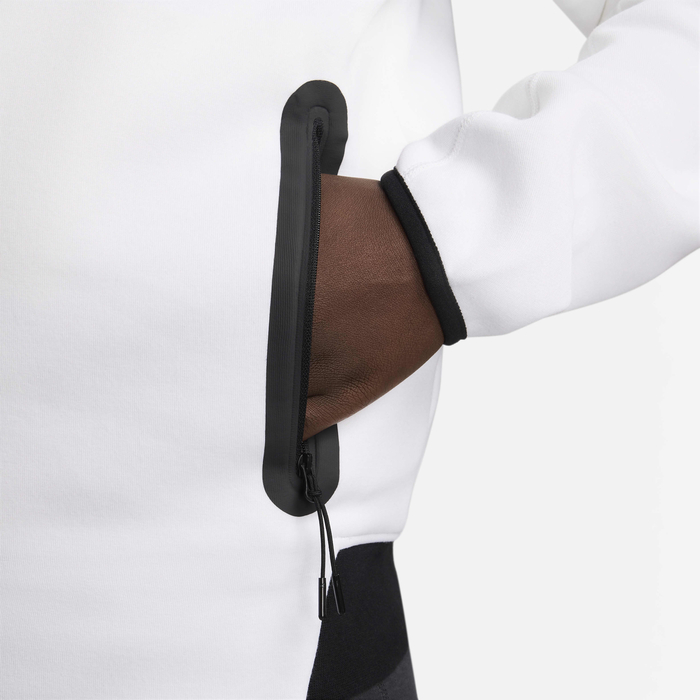 نايكي سبورتسوير تك فليس ويندرانر image number 7 نايكي سبورتسوير تك فليس ويندرانر image number 7