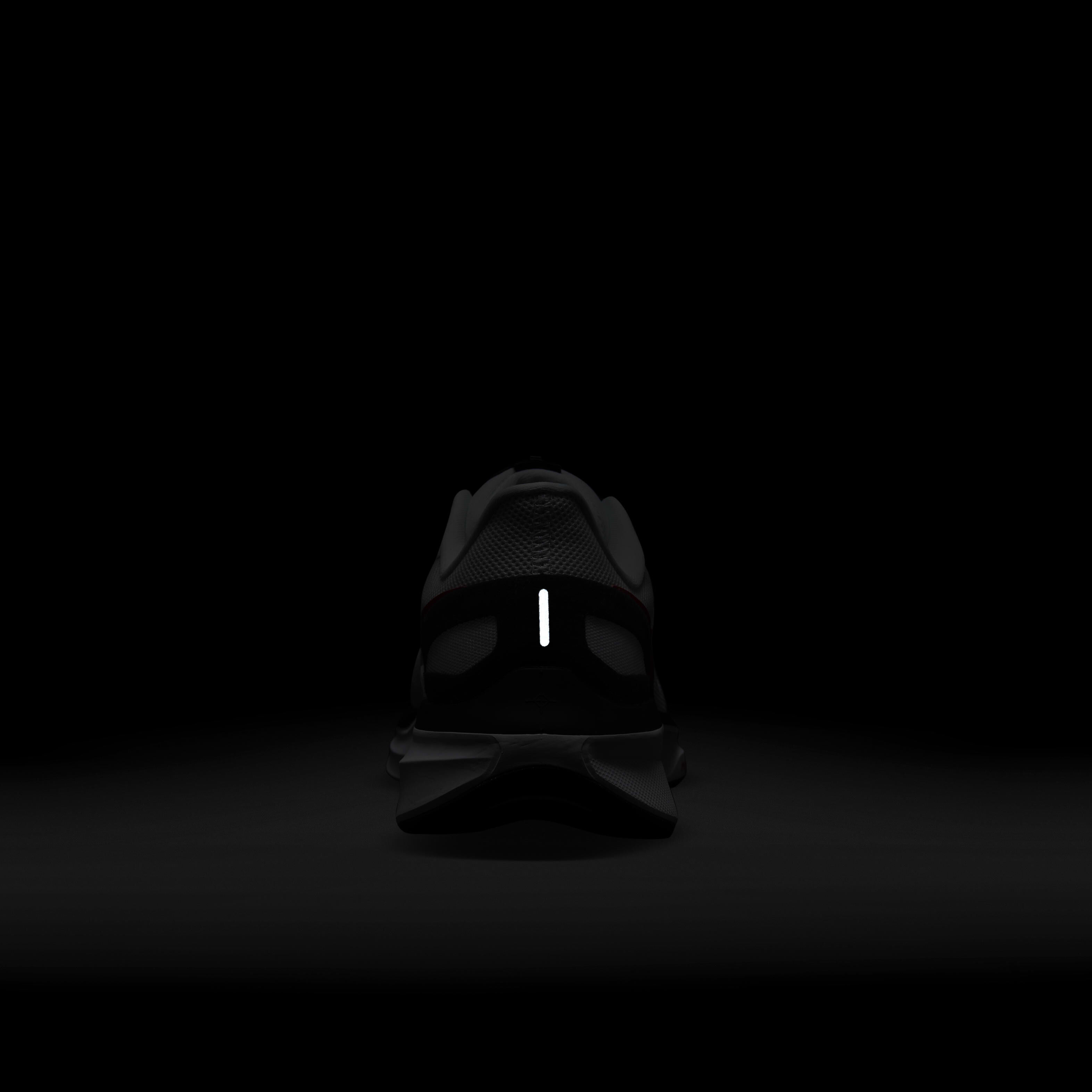 Nike Structure 25 image number 9