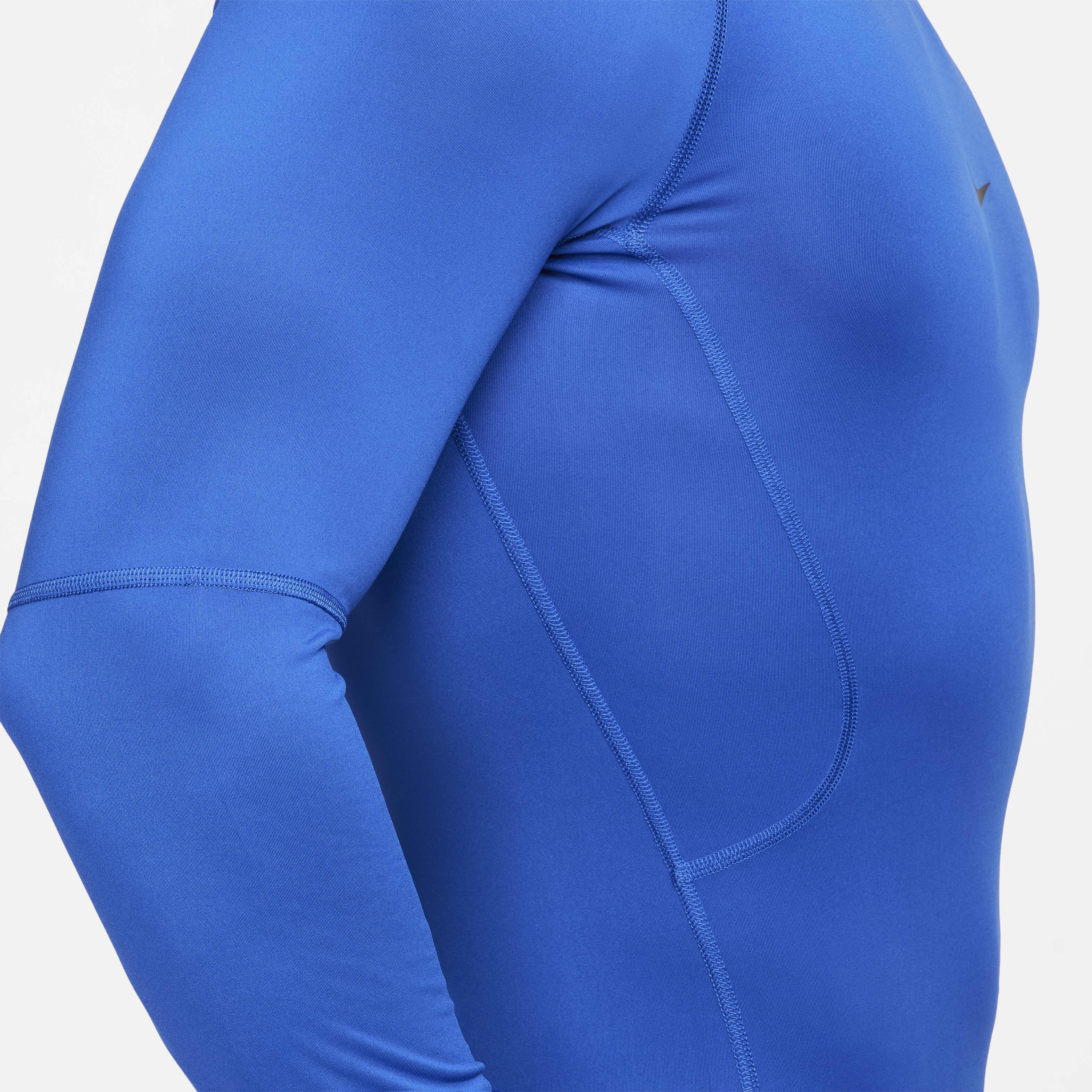 Nike Pro image number 4