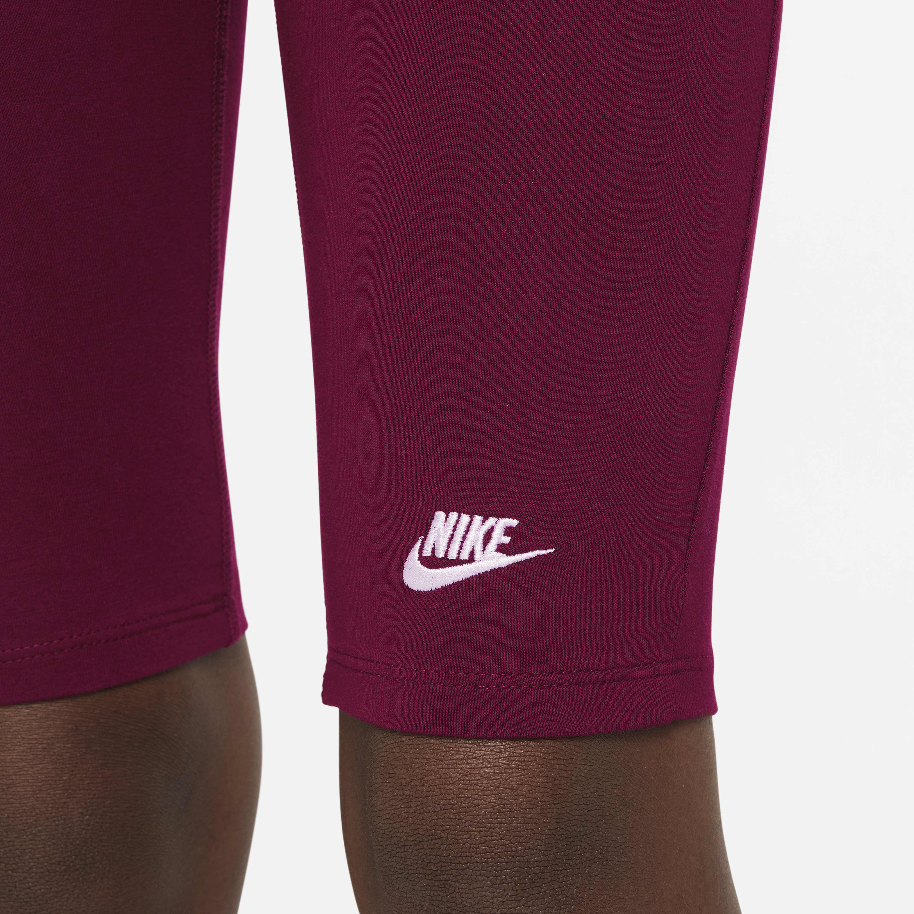 نايكي سبورتسوير image number 3