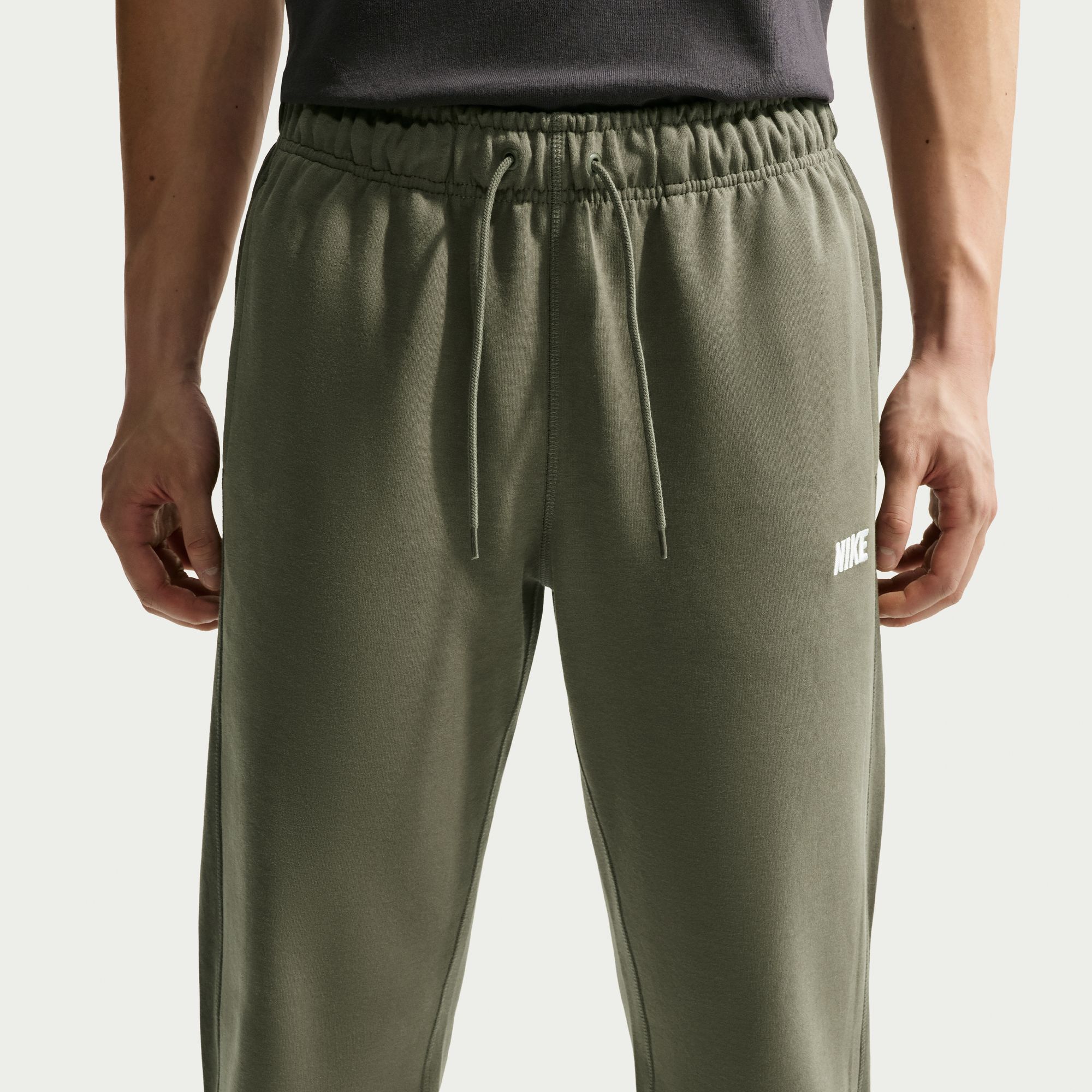 Nike Sportswear Club image number 2