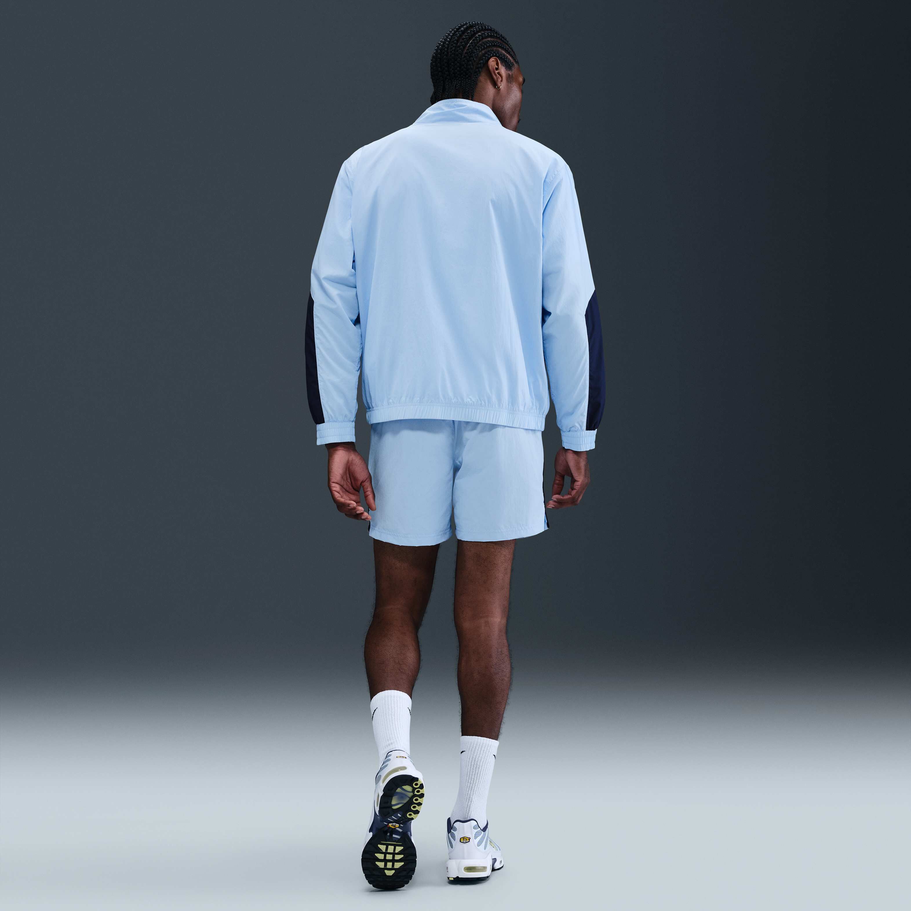 نايكي سبورتسوير image number 3