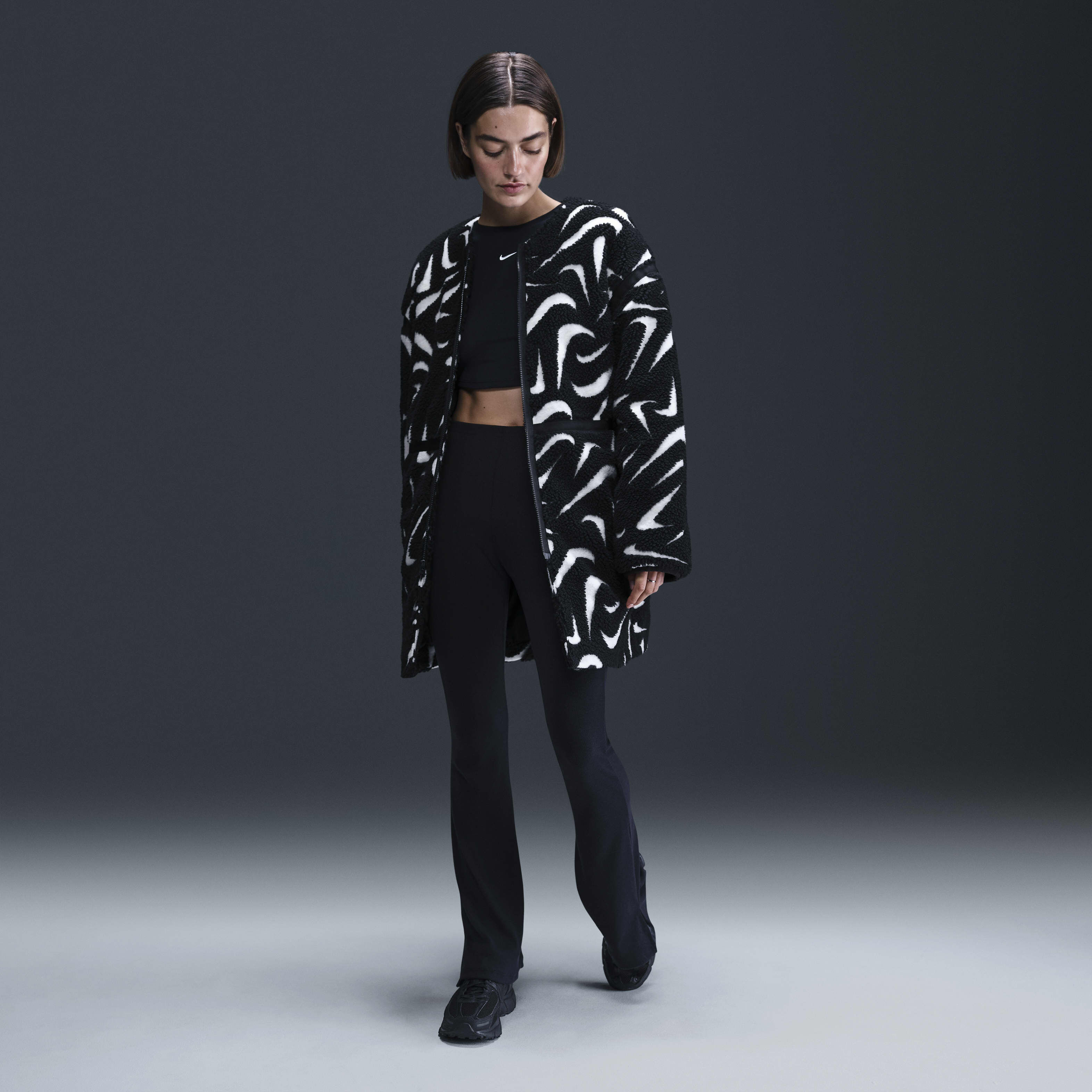 نايكي سبورتسوير image number 3