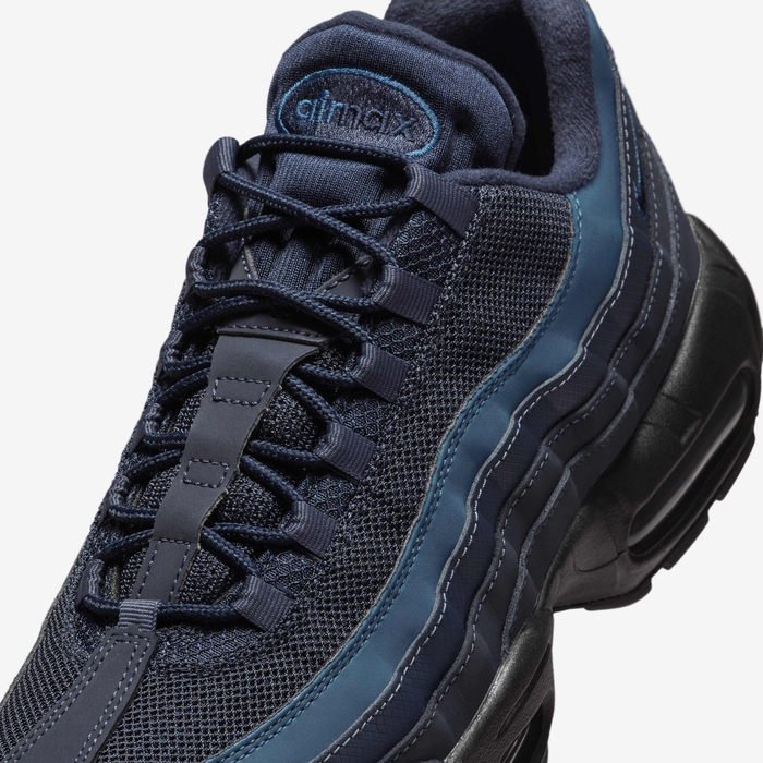 Buy Nike Air Max 95 Men's Shoes Black/Thunder Blue/Court Blue