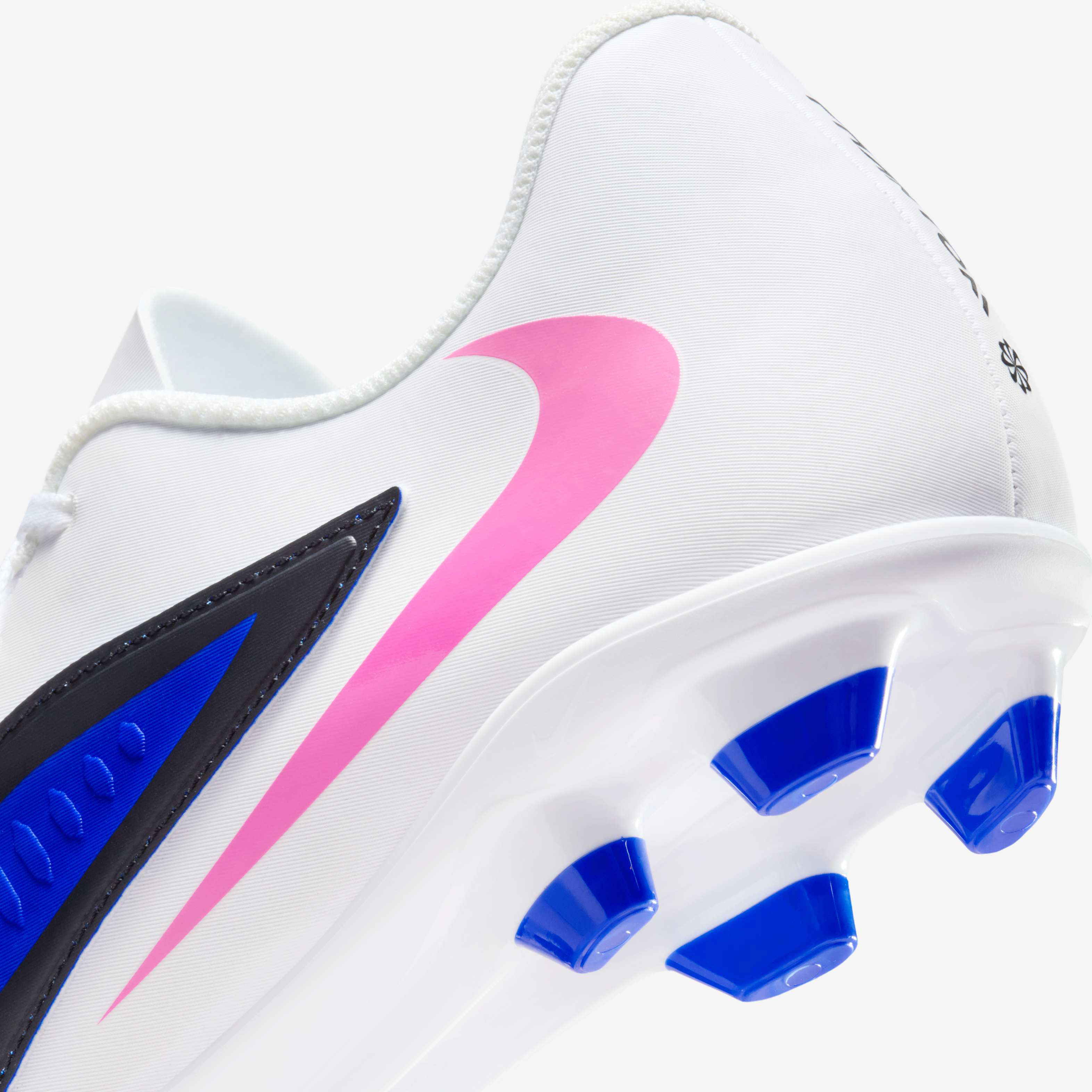 نايكي فانتوم 6 لو كلوب image number 8