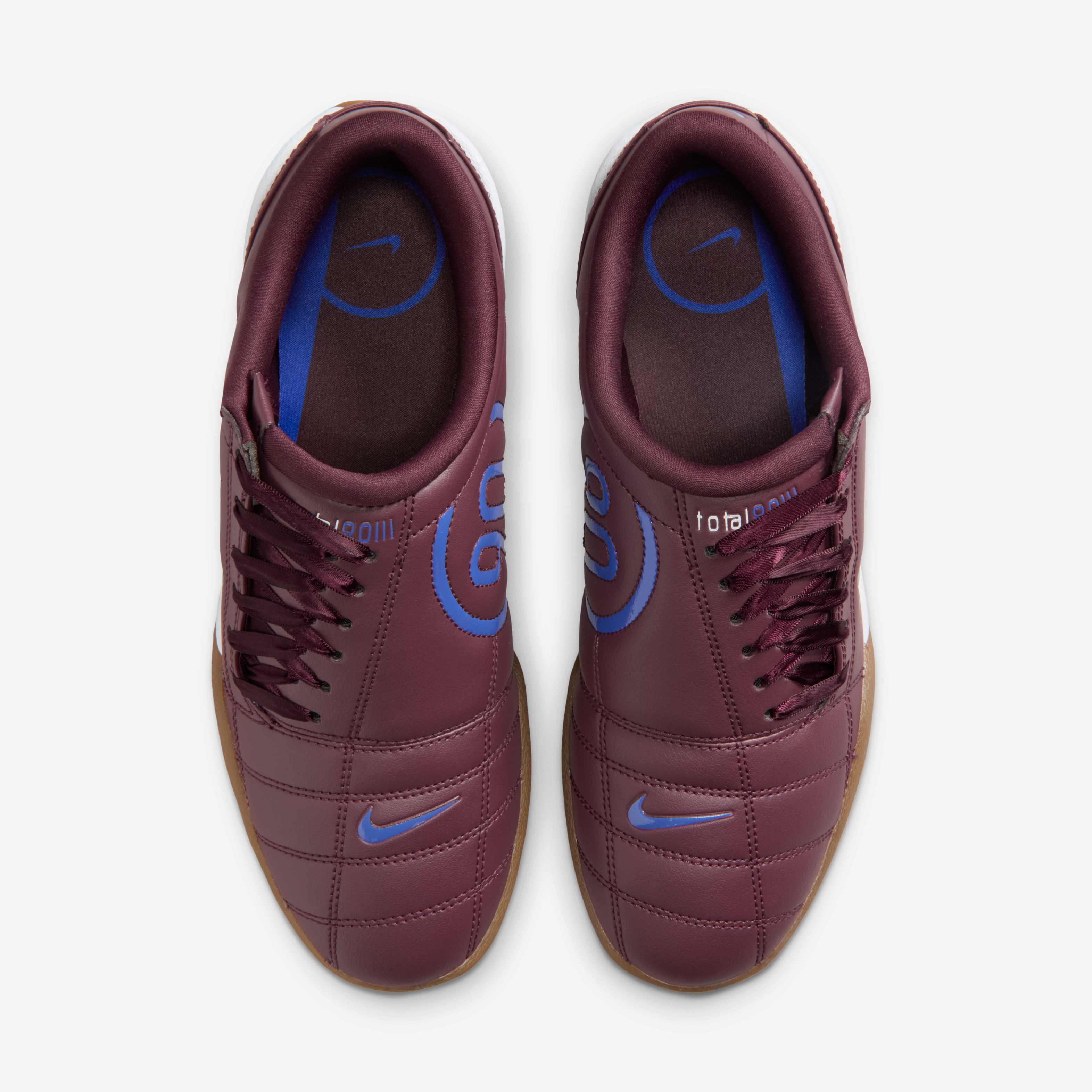 Nike Total90 image number 3