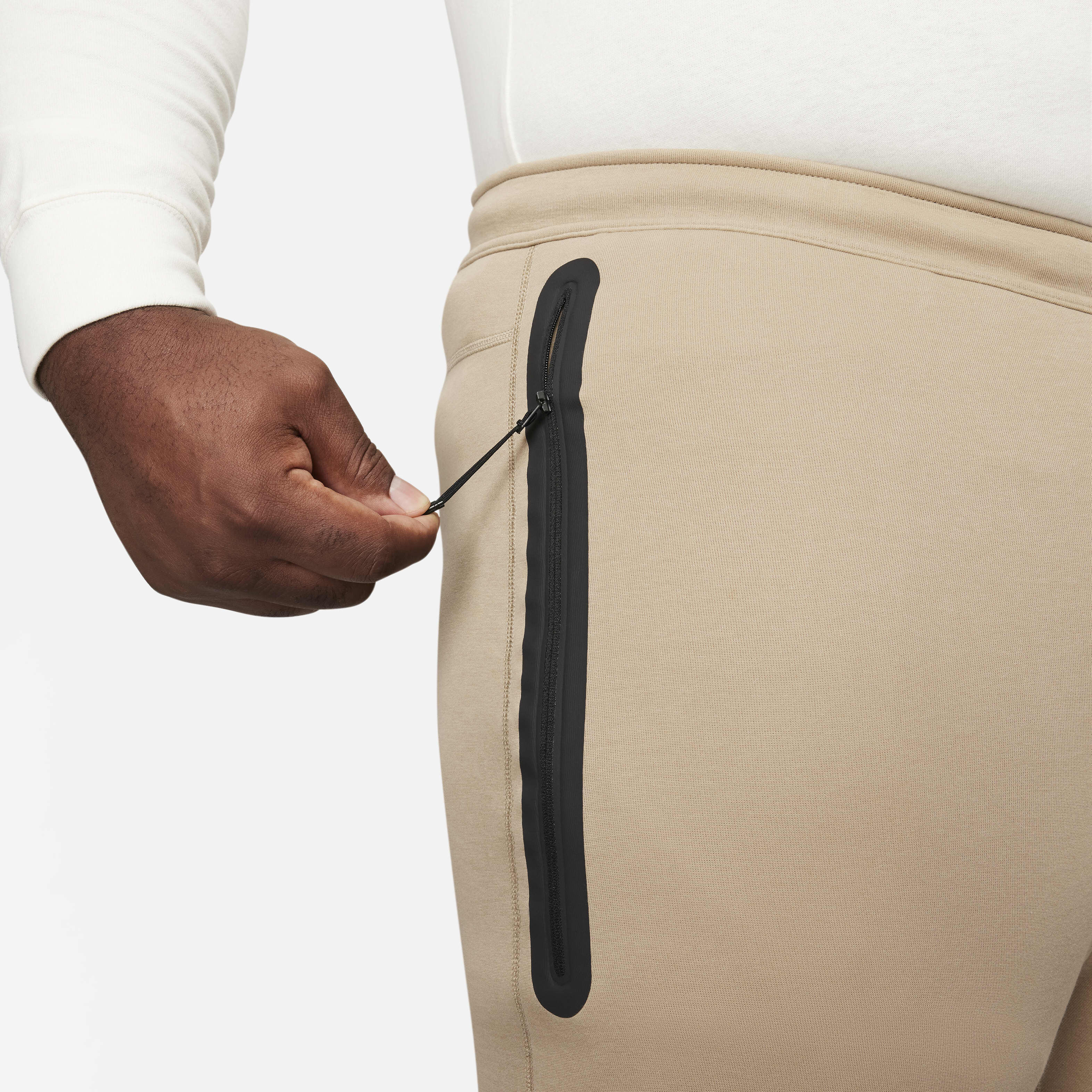 Nike Sportswear Tech Fleece image number 15