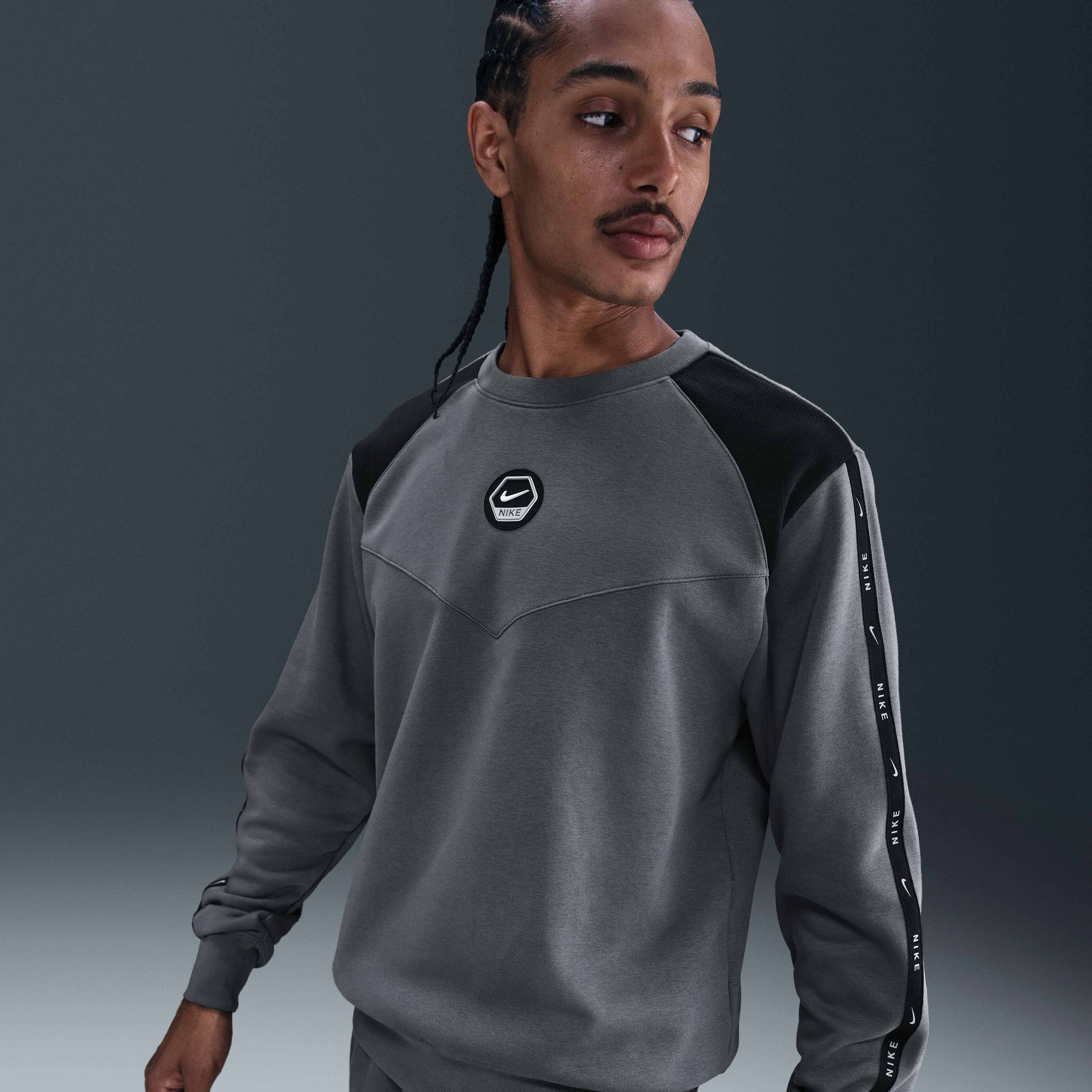 نايكي سبورتسوير سيتي سايد image number 0