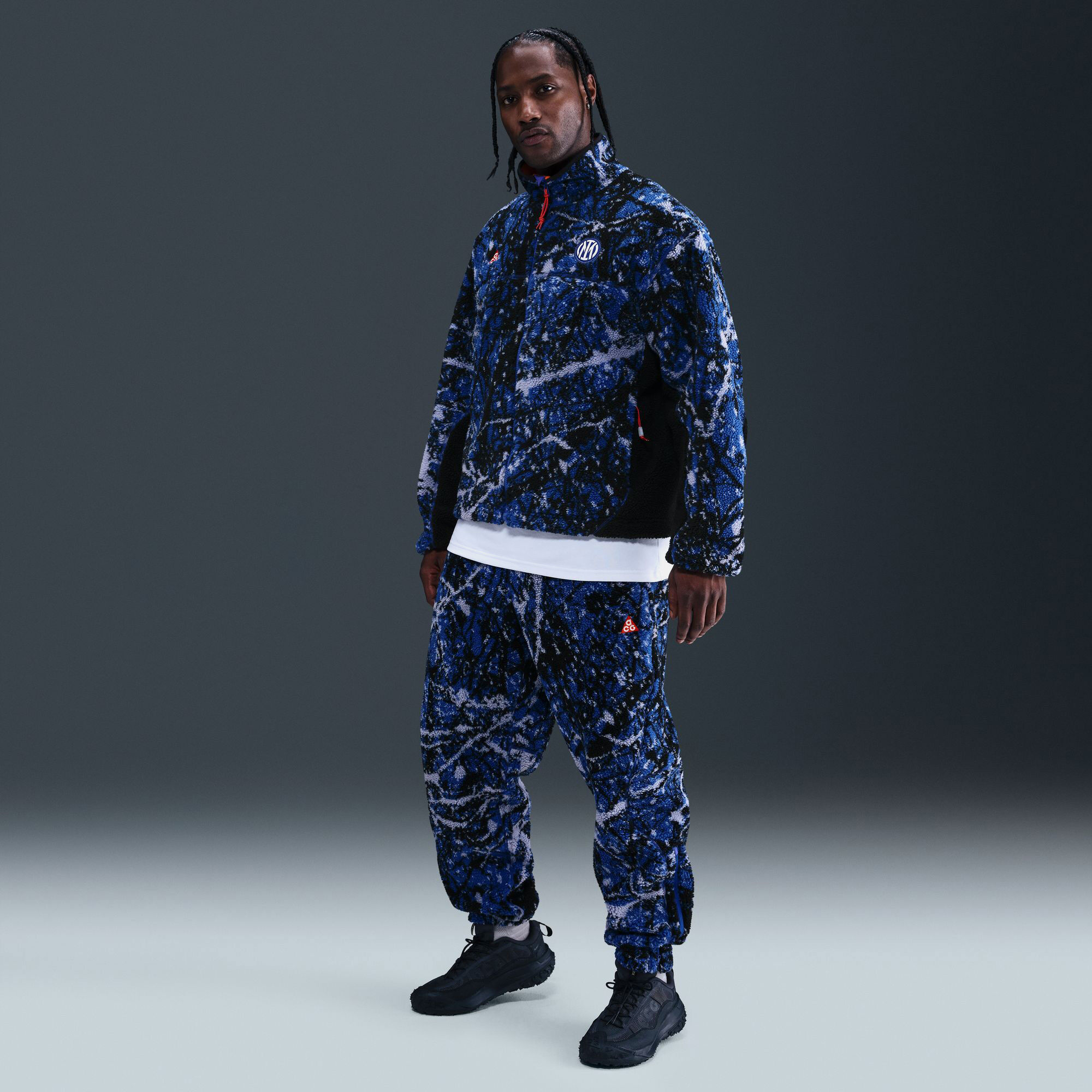 إنتر ميلان 'كانويل جلاسيير' SE image number 0