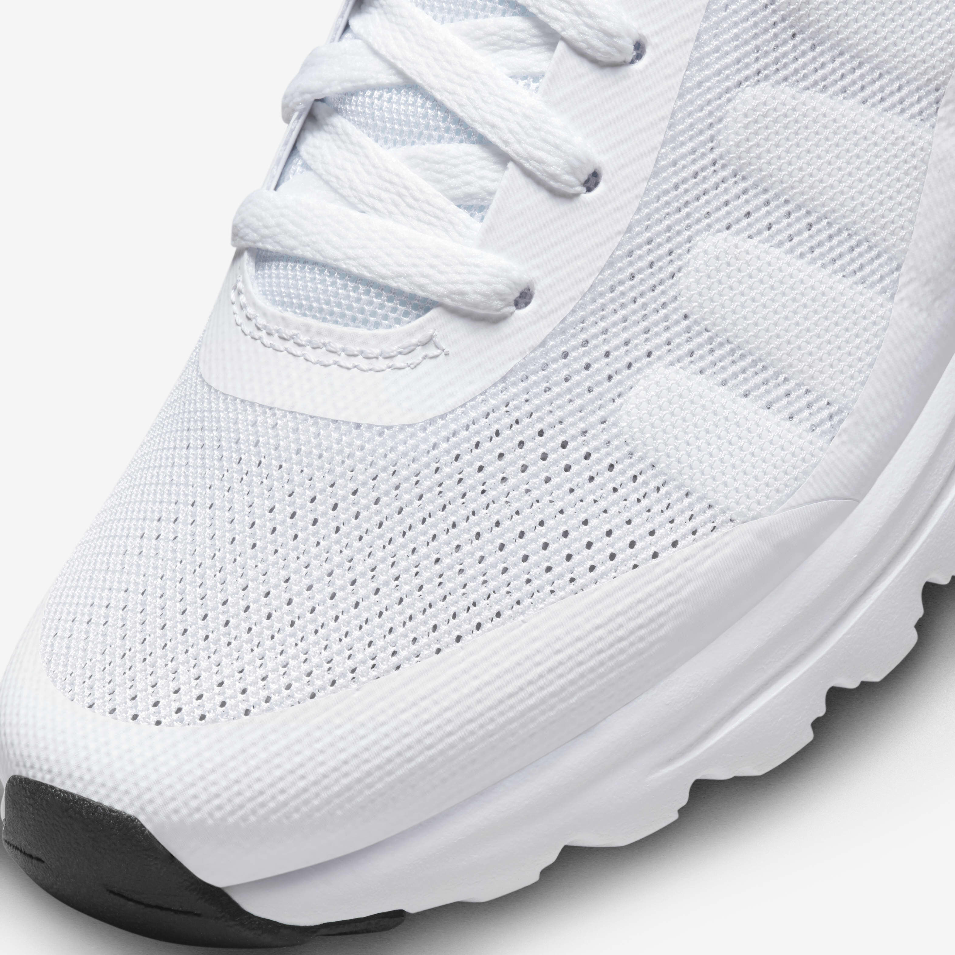 Nike invigor white new arrivals