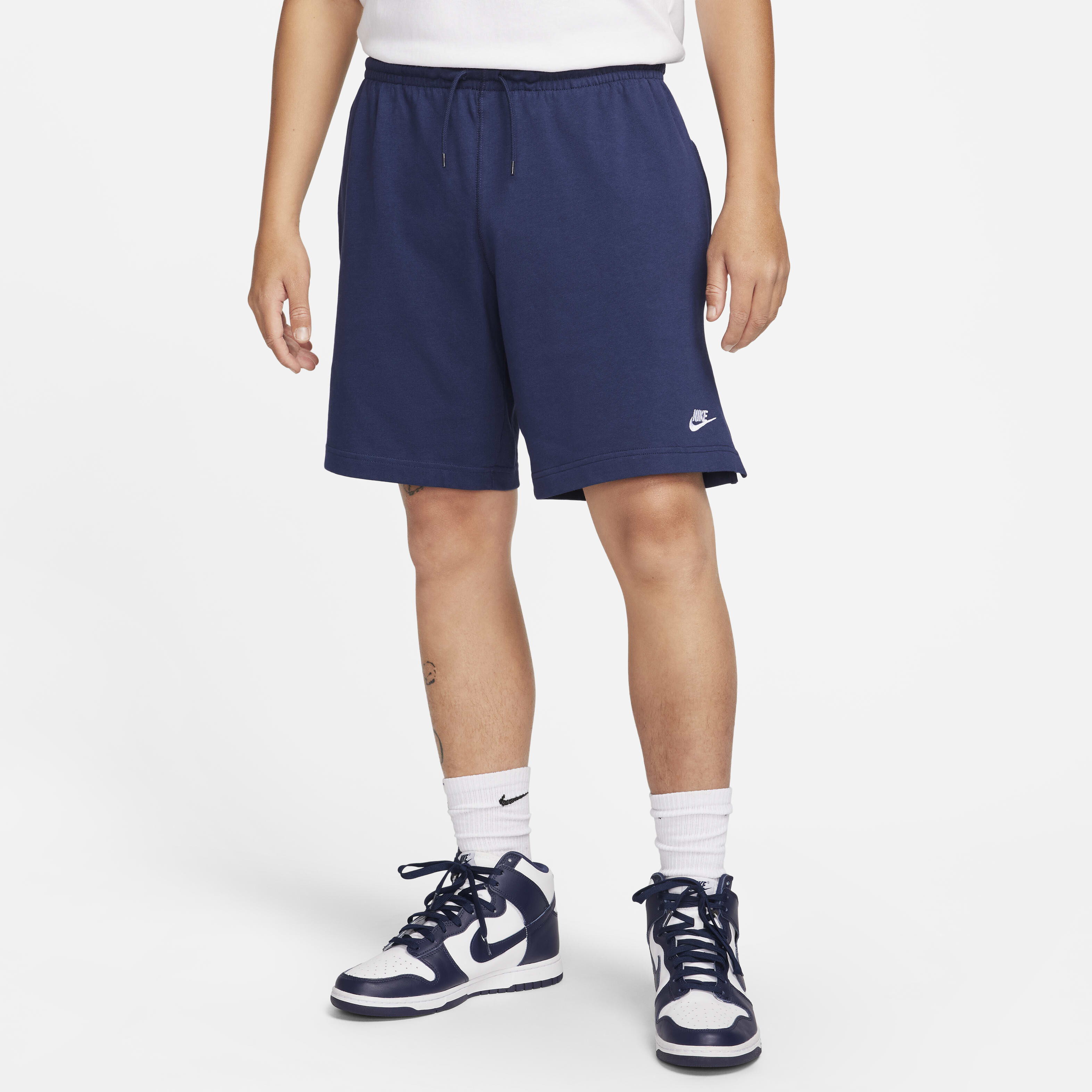 Nike club logo shorts new arrivals