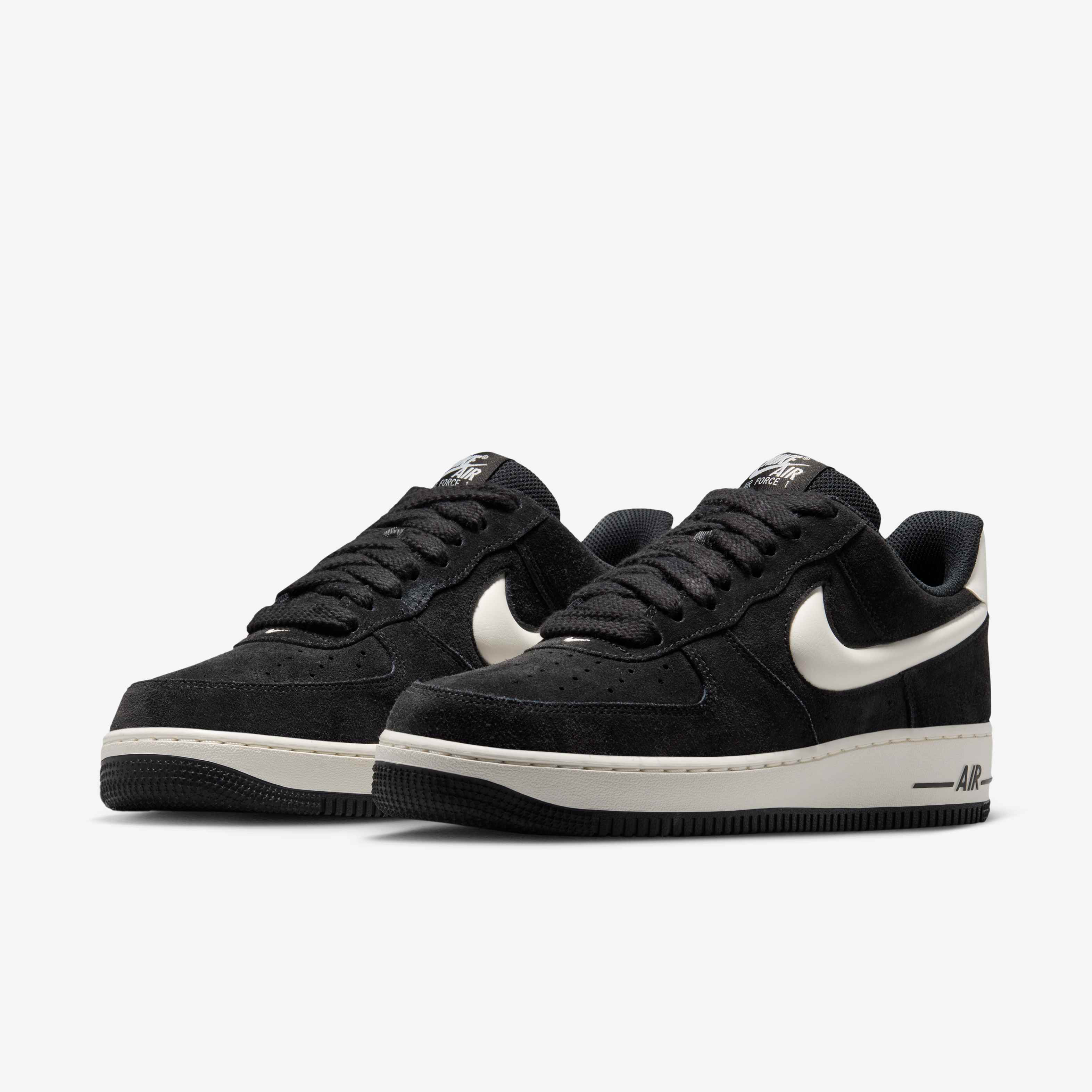 Nike Air Force 1 '07 LV8 image number 4