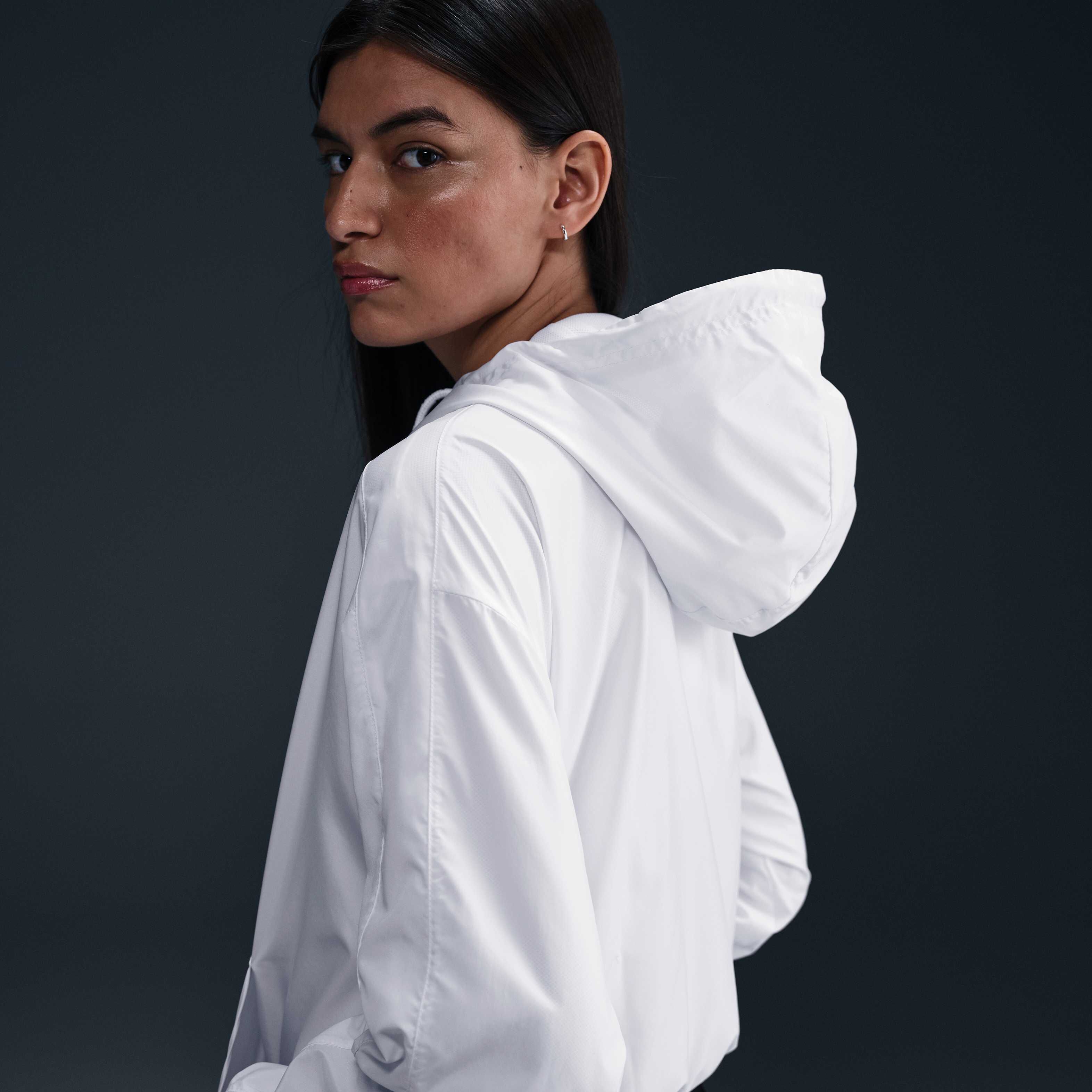 Nike Sportswear Classic Wovens image number 1