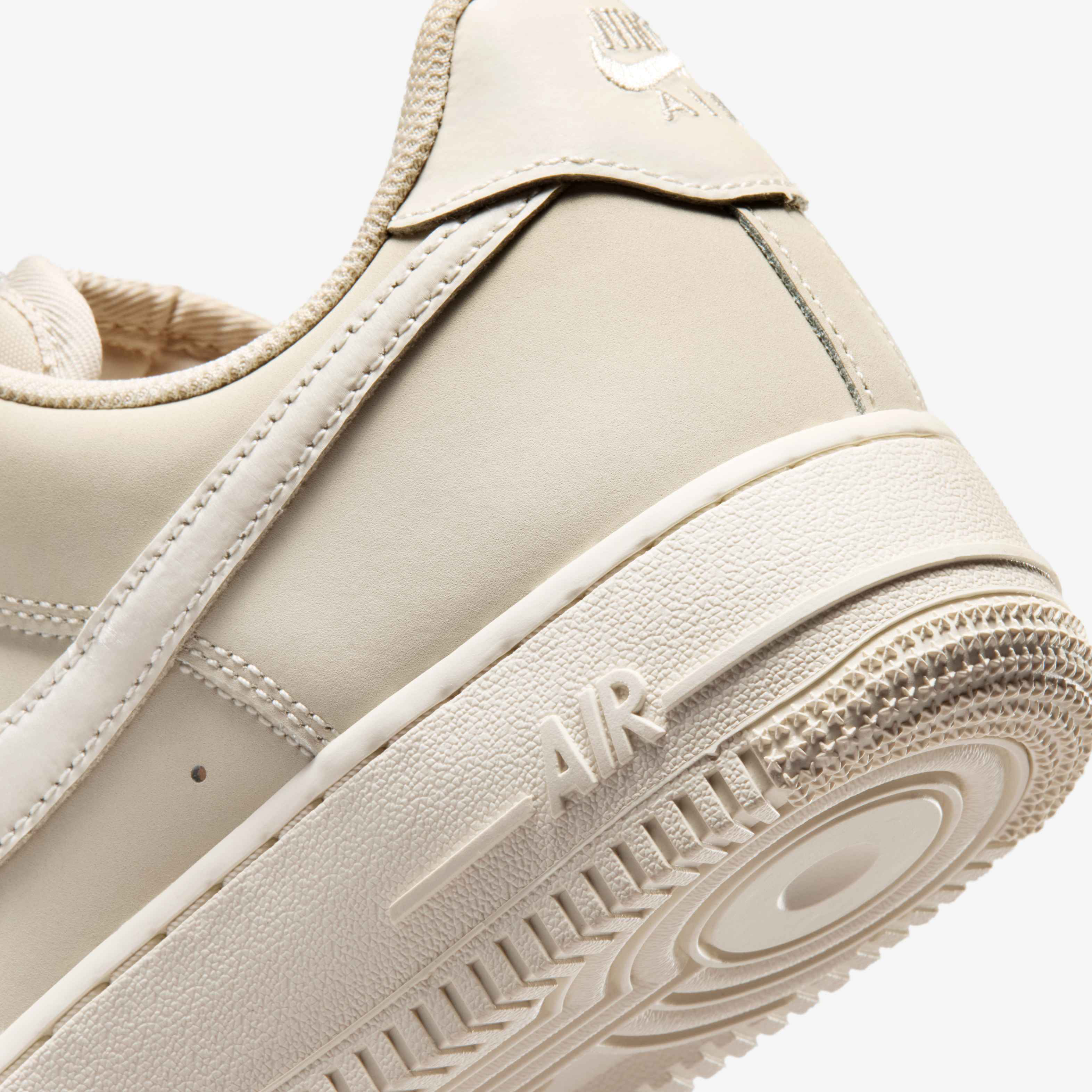 Nike Air Force 1 Retro Premium image number 7
