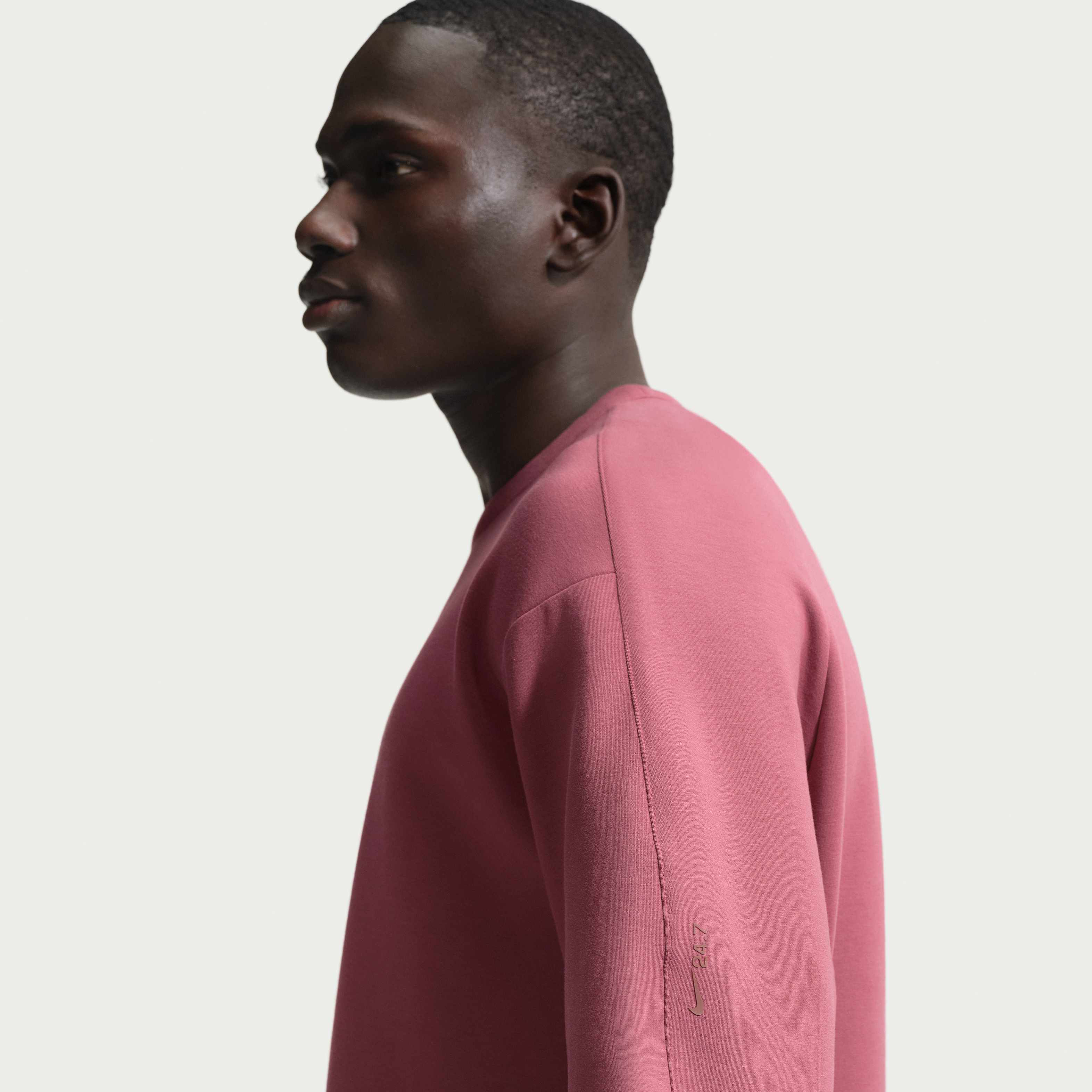 نايكي 24.7 امبوسبلي سوفت image number 2