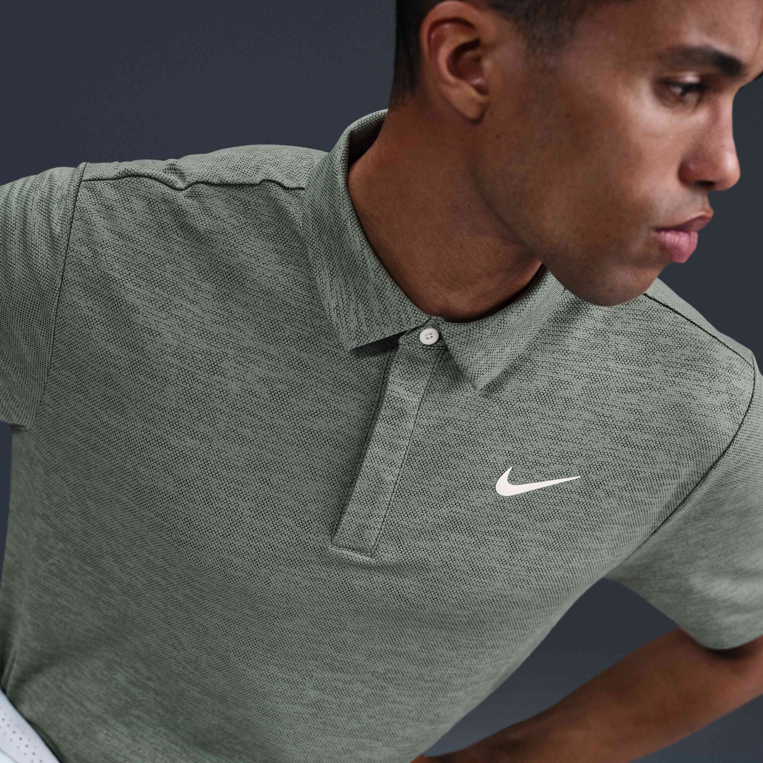 نايكي تور image number 2