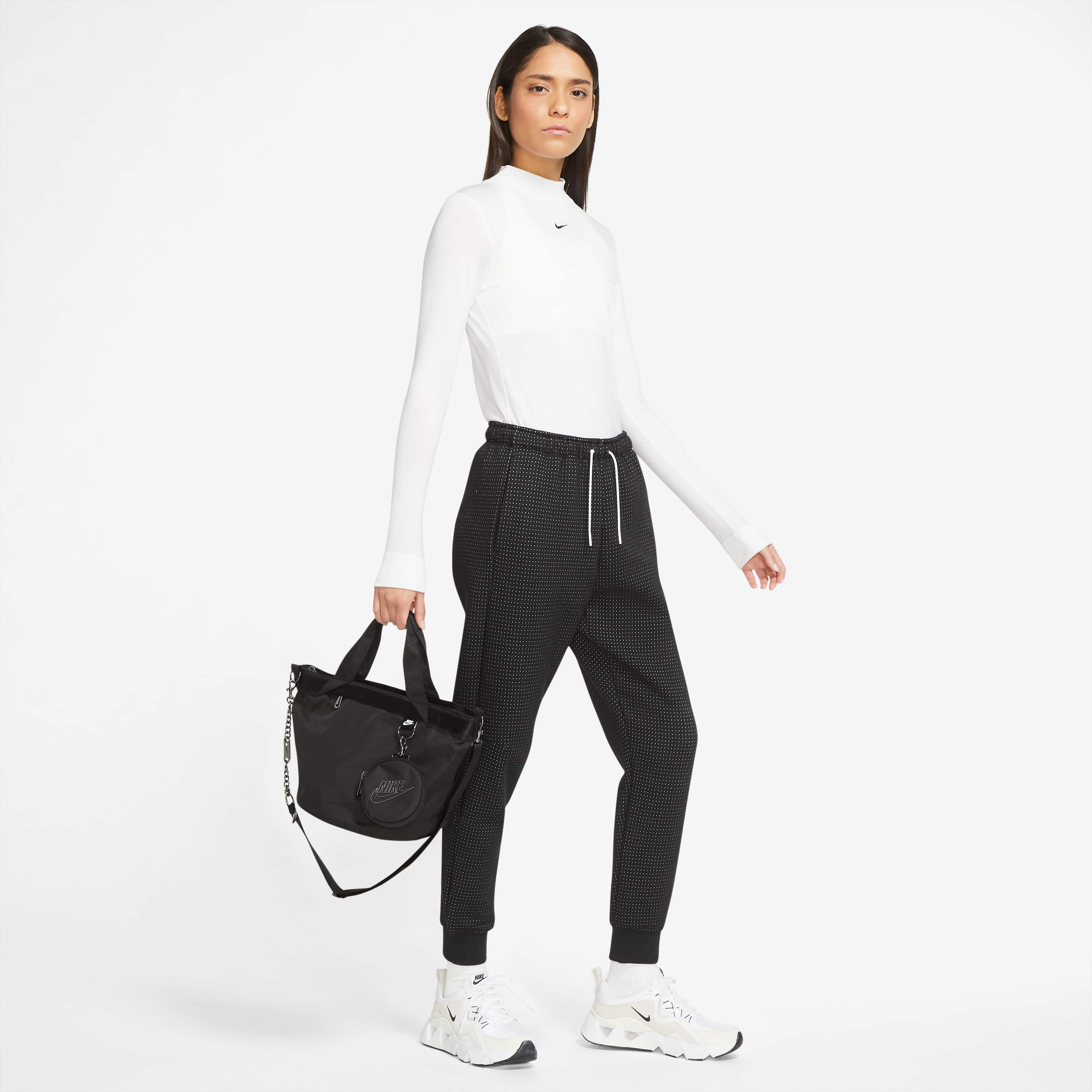Nike Sportswear Futura Luxe image number 9