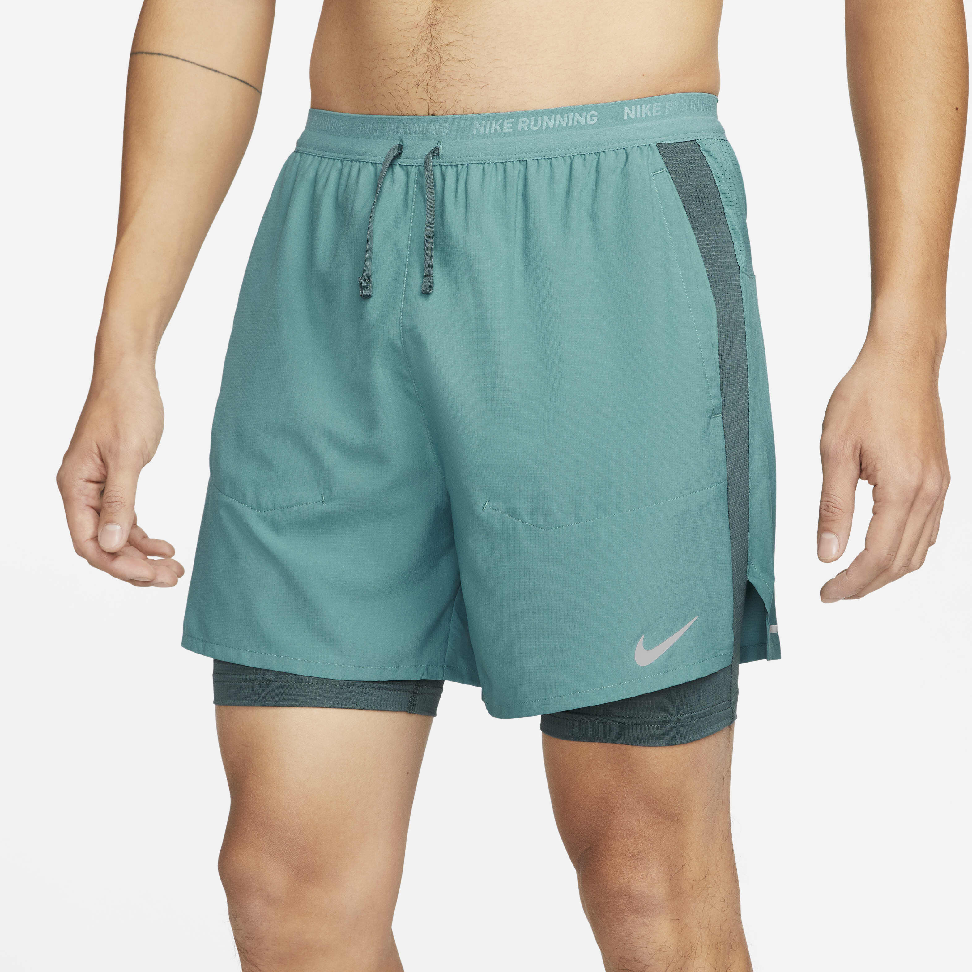 Nike Stride image number 1