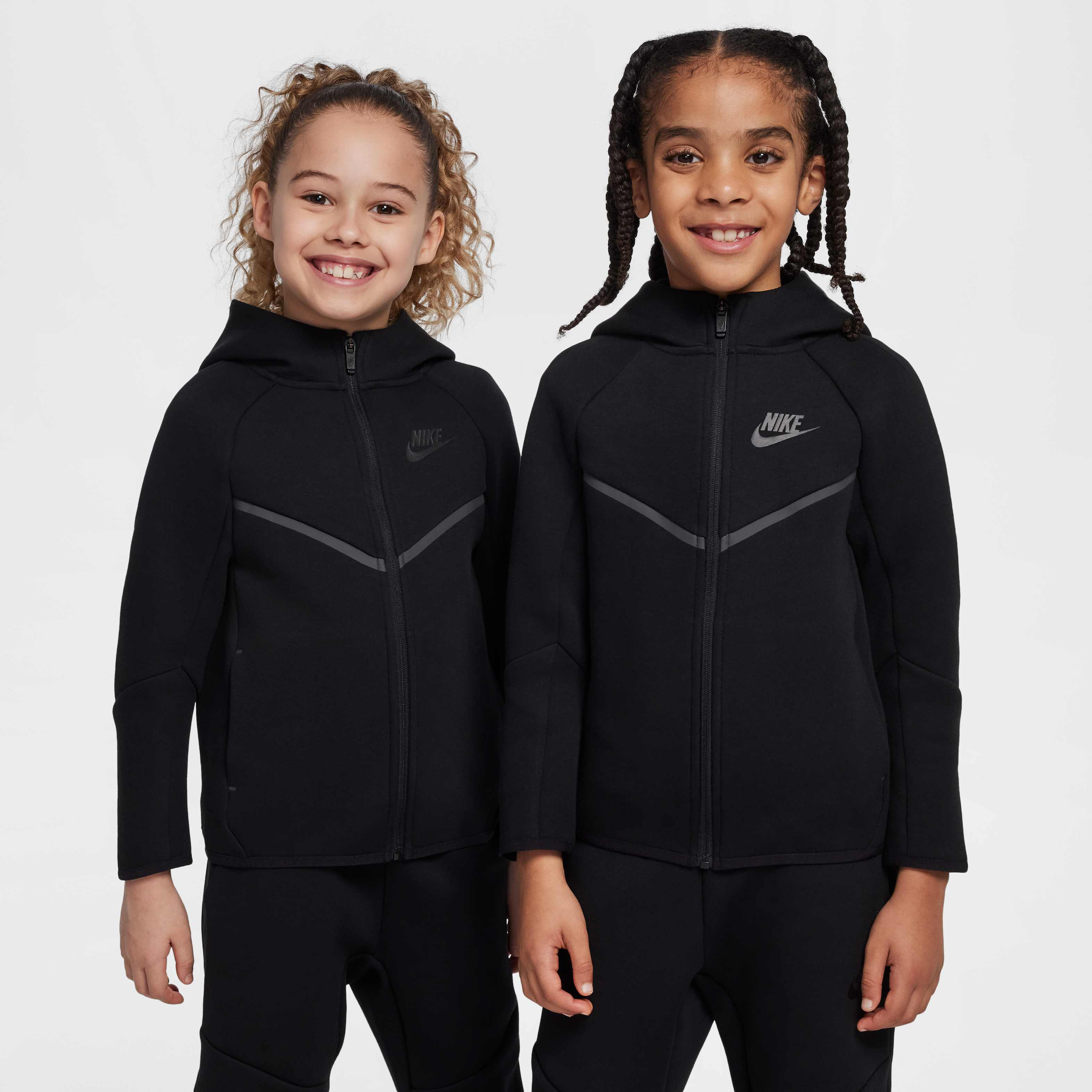 Nike Sportswear image number 2