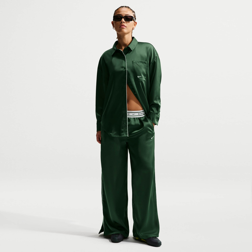 نايكي سبورتسوير